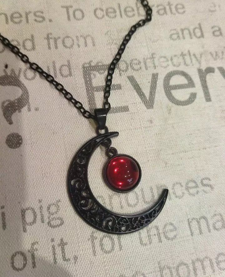 Jewelry × Vintage Goth Crescent Moon Necklace Size ONE SIZE - 3 Thumbnail