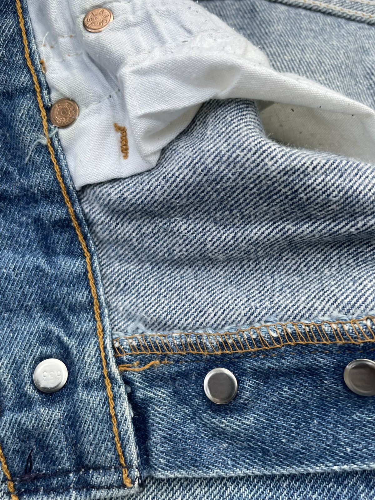 Levi's × Vintage Vintage Levi’s 501xx Usa 1993 Aging Wash Denim Size US 29 - 15 Thumbnail