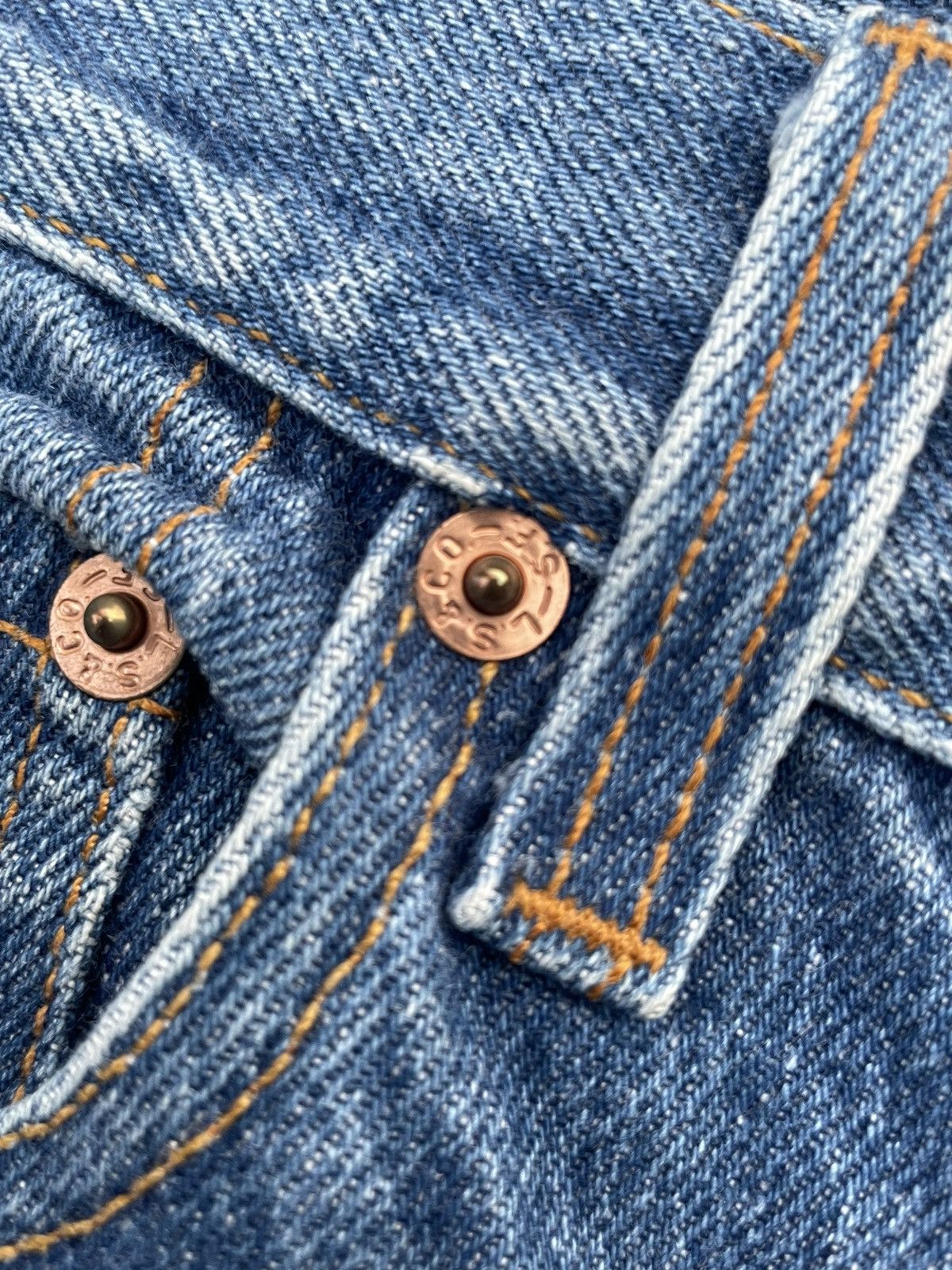 Levi's × Vintage Vintage Levi’s 501xx Usa 1993 Aging Wash Denim Size US 29 - 16 Thumbnail