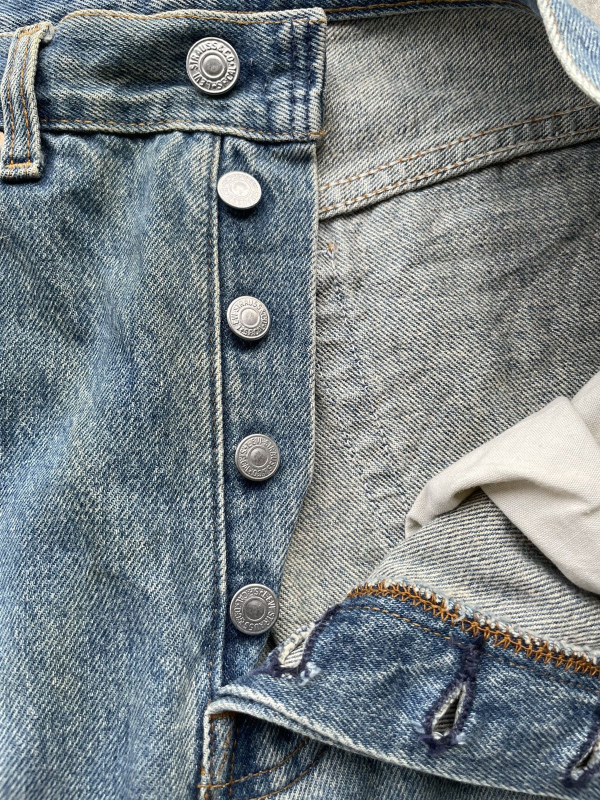 Levi's Vintage Levi’s 501 XX 1992 Usa Aging Faded Wash Denim Size US 30 / EU 46 - 19 Thumbnail