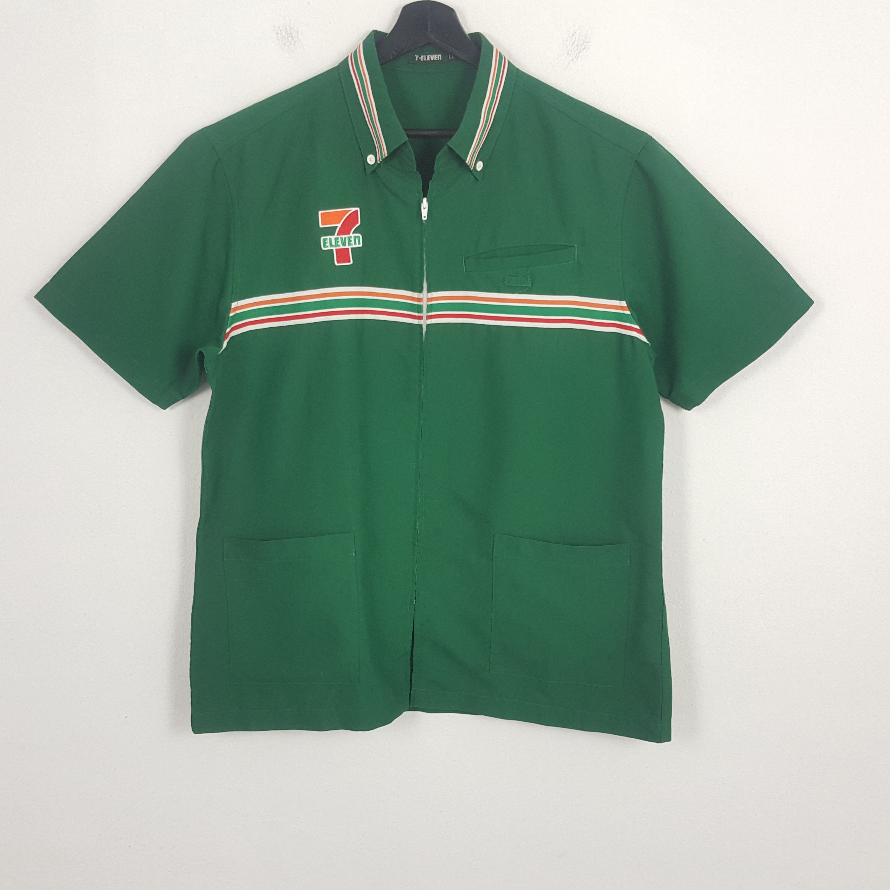 Japanese Brand × Vintage 7 ELEVEN Streetwear Workwear Japanese Style Shirt Size US XL / EU 56 / 4 - 1 Thumbnail