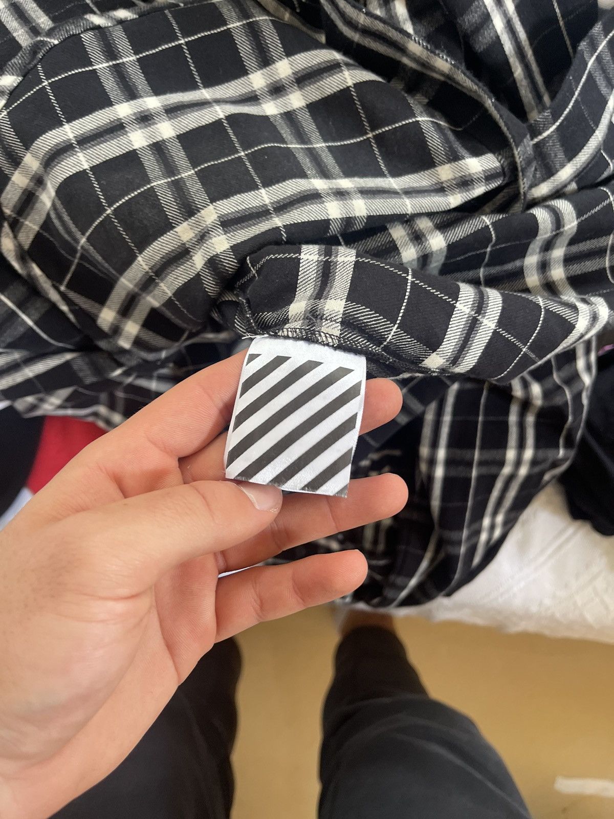 Off-White Off white flannel Size US M / EU 48-50 / 2 - 13 Thumbnail