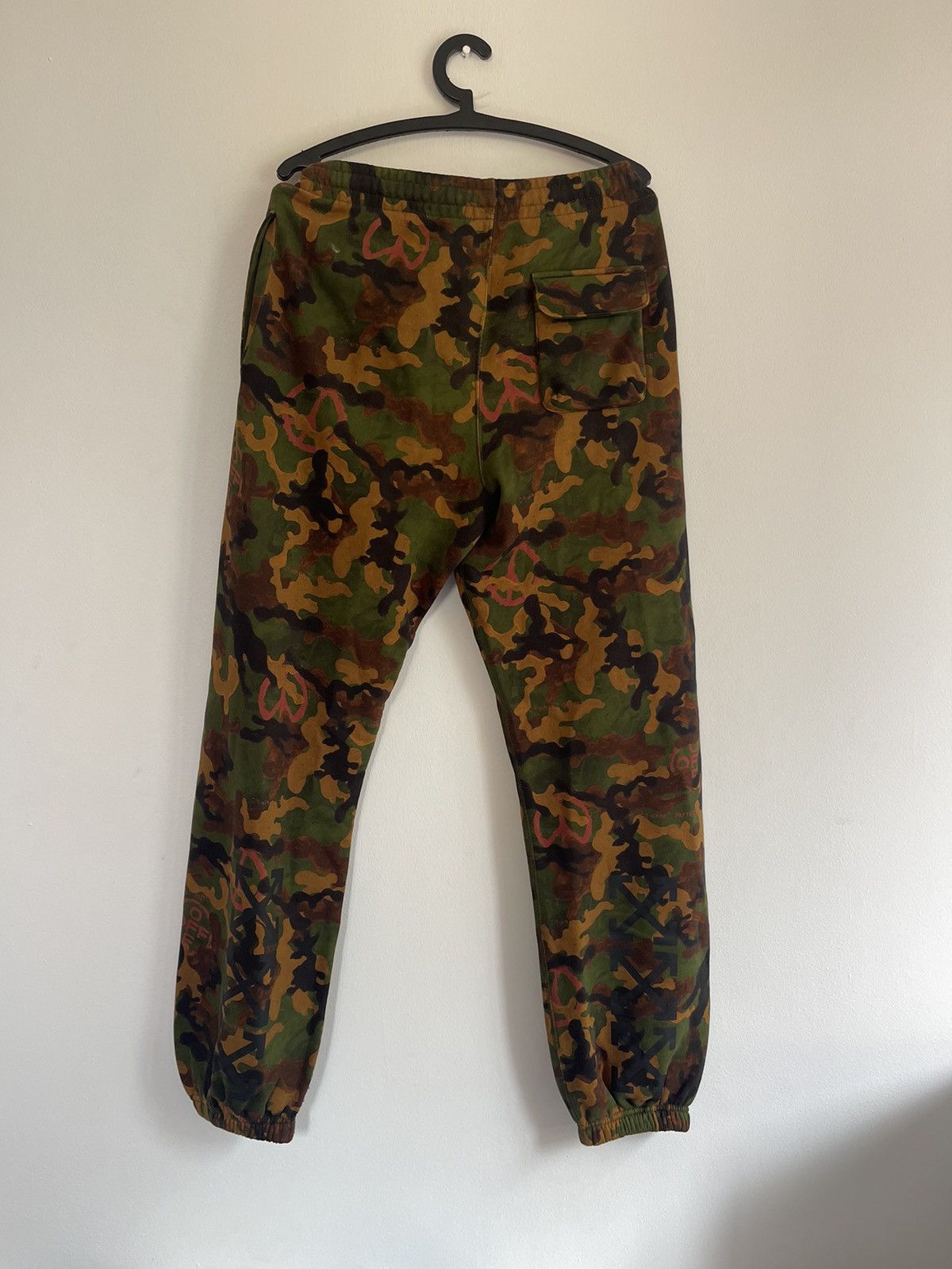 Off-White Off white camouflage pants Size US 32 / EU 48 - 2 Thumbnail