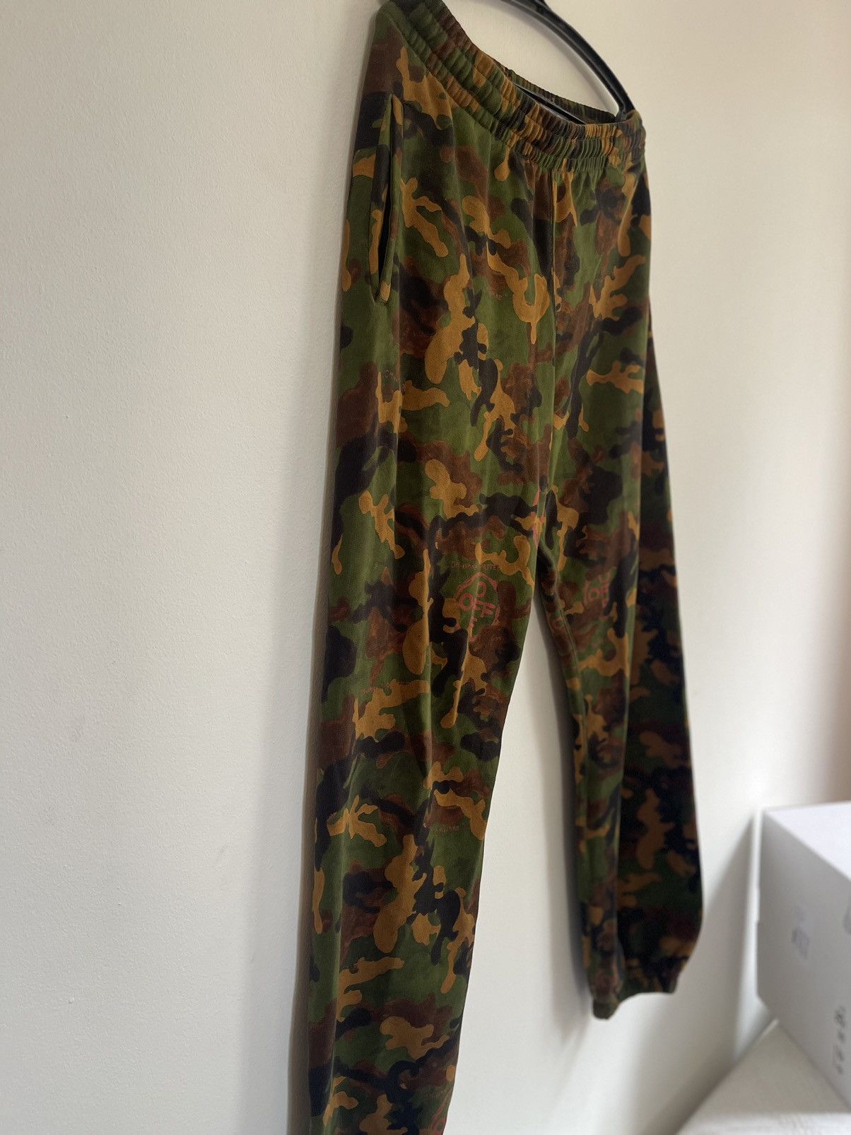 Off-White Off white camouflage pants Size US 32 / EU 48 - 6 Thumbnail