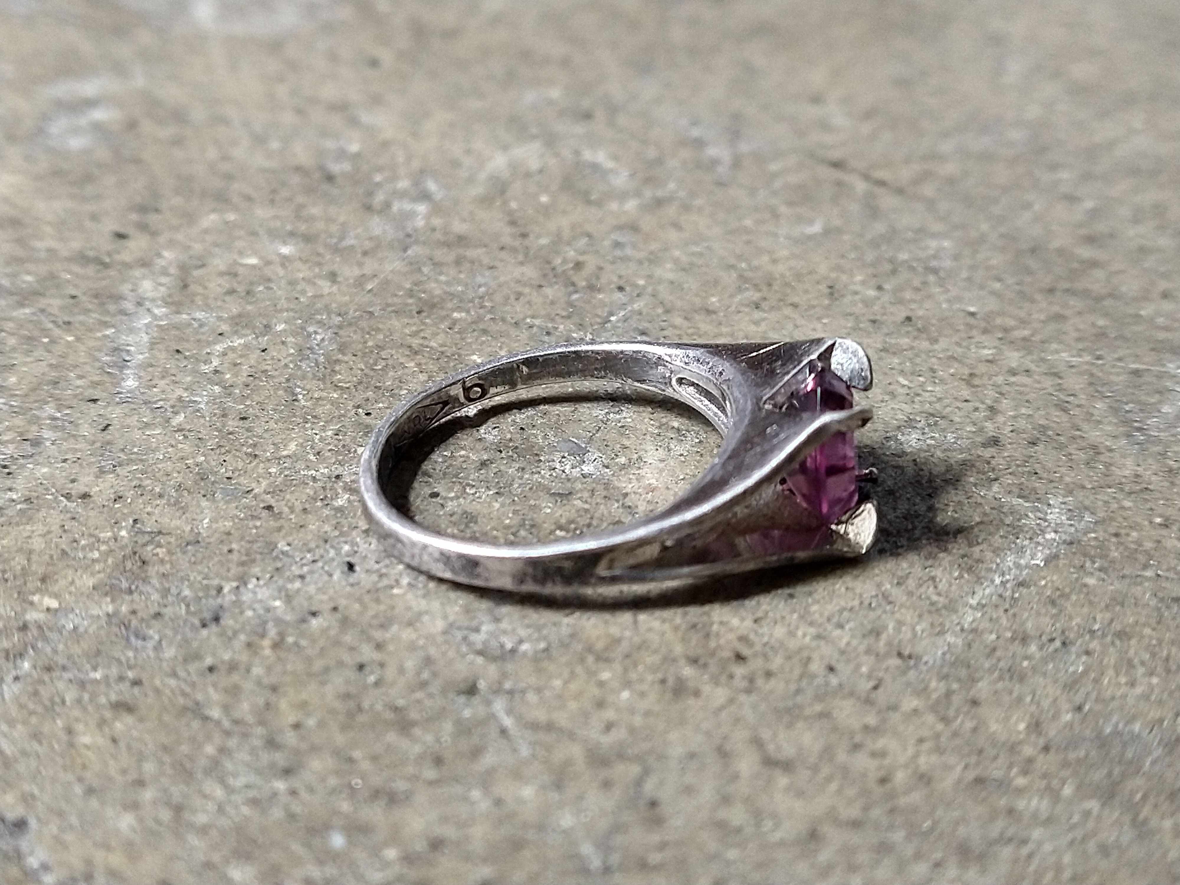 Jewelry × Sterling Silver × Vintage Vintage Sterling Silver Ring Size 5.75 Purple Glass Square Size ONE SIZE - 7 Thumbnail
