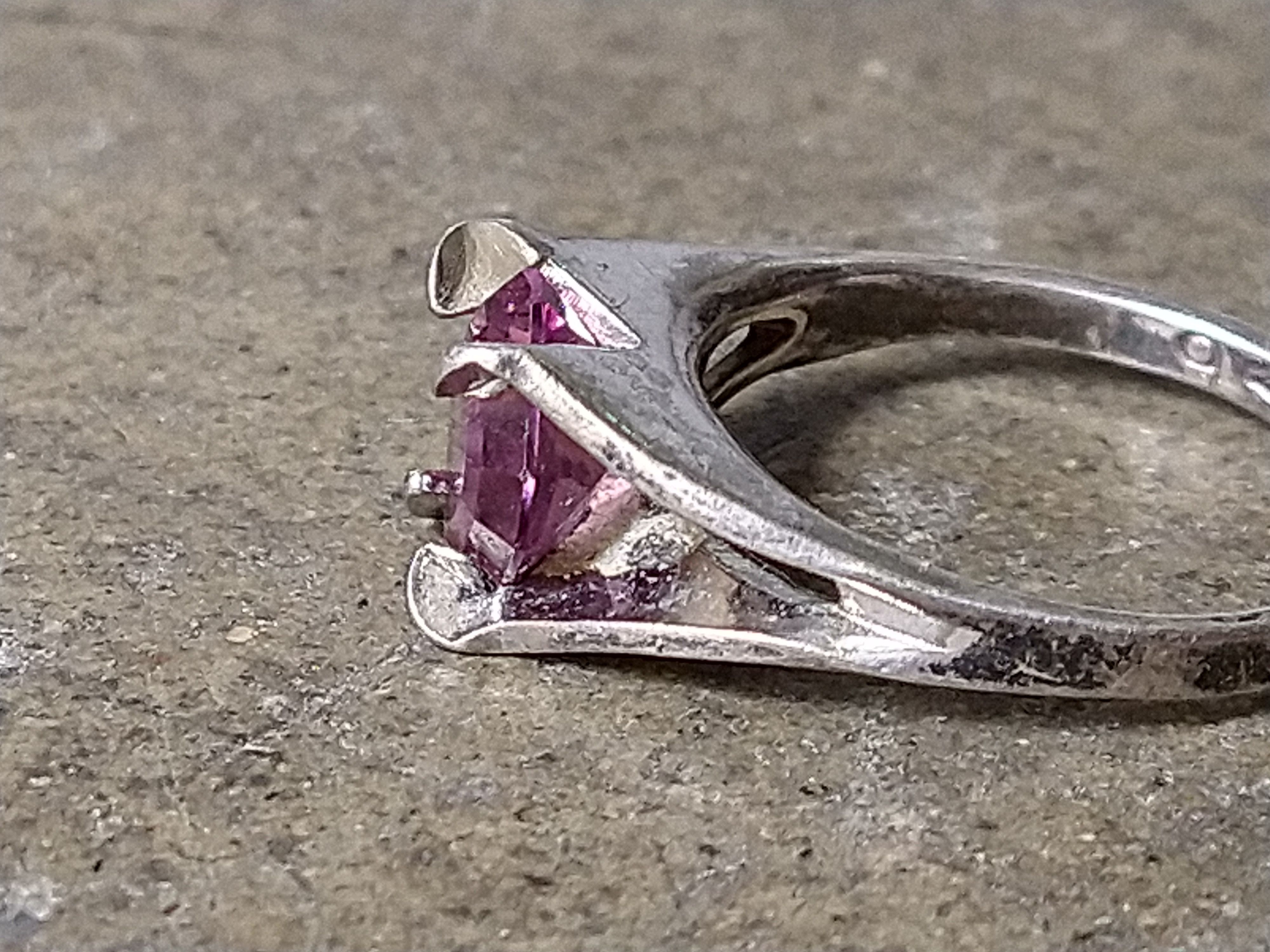 Jewelry × Sterling Silver × Vintage Vintage Sterling Silver Ring Size 5.75 Purple Glass Square Size ONE SIZE - 3 Thumbnail