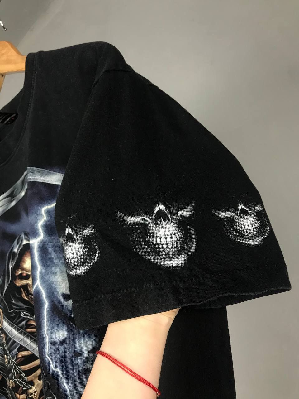 Vintage Skulls vintage rock overprinted tee Size US L / EU 52-54 / 3 - 7 Thumbnail