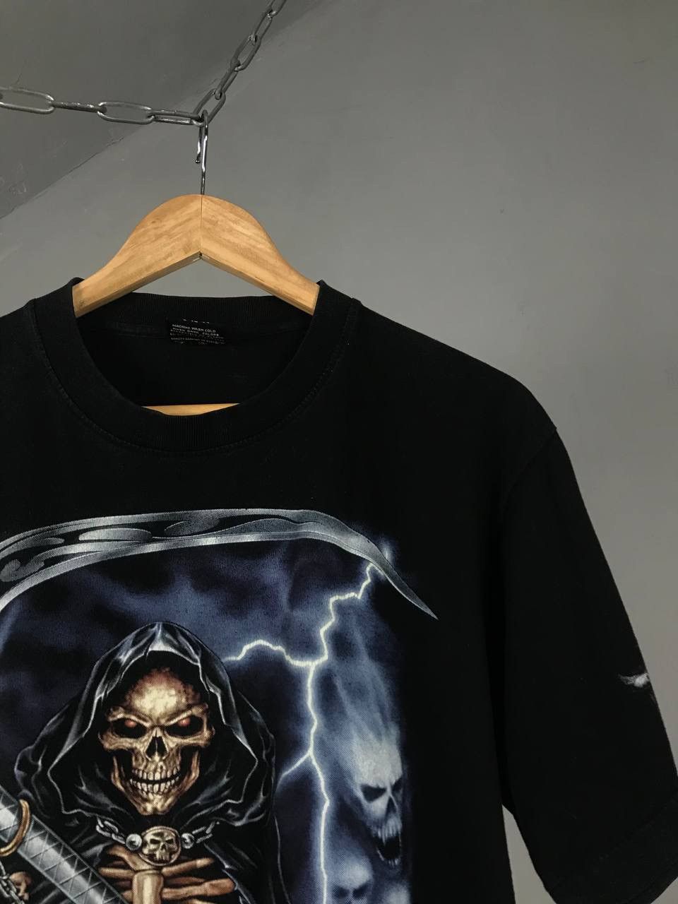 Vintage Skulls vintage rock overprinted tee Size US L / EU 52-54 / 3 - 2 Thumbnail