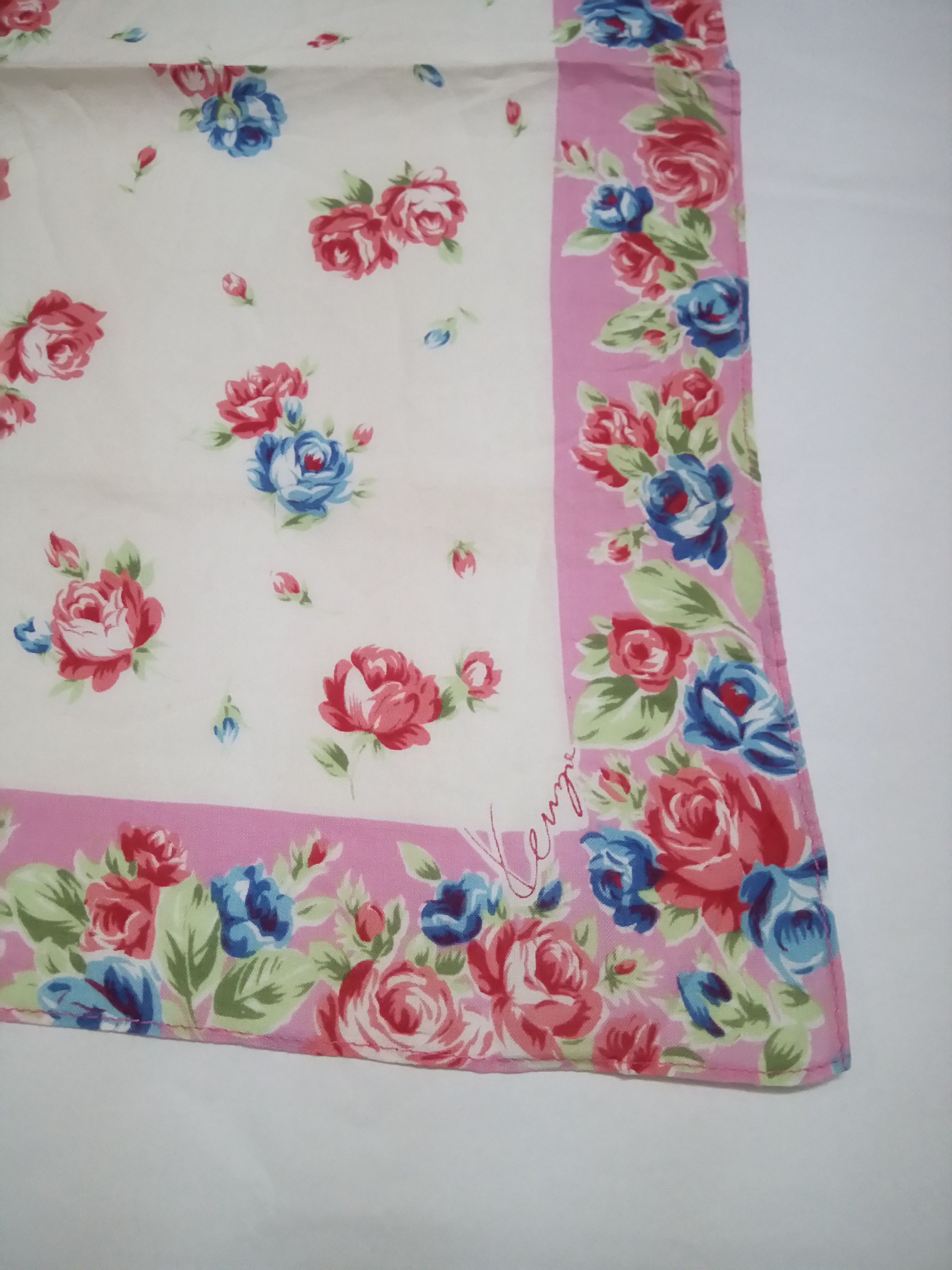 Kenzo Handky Bandana Kenzo Small Rose Floral Full print Size ONE SIZE - 3 Thumbnail