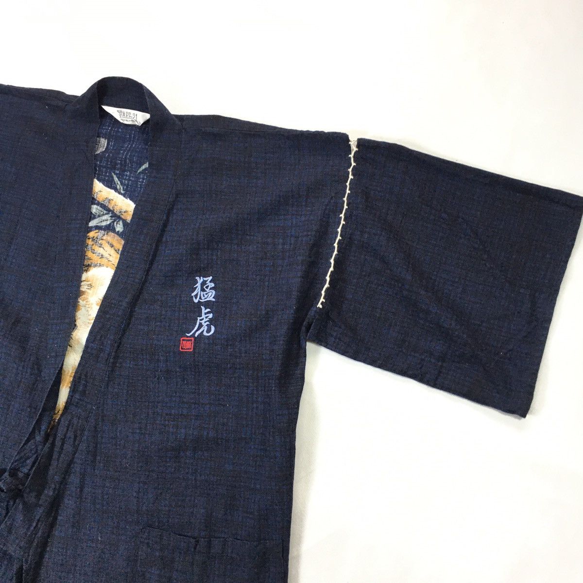 Japanese Brand Japanese Haori Kimono Tiger Indigo Size US M / EU 48-50 / 2 - 4 Thumbnail