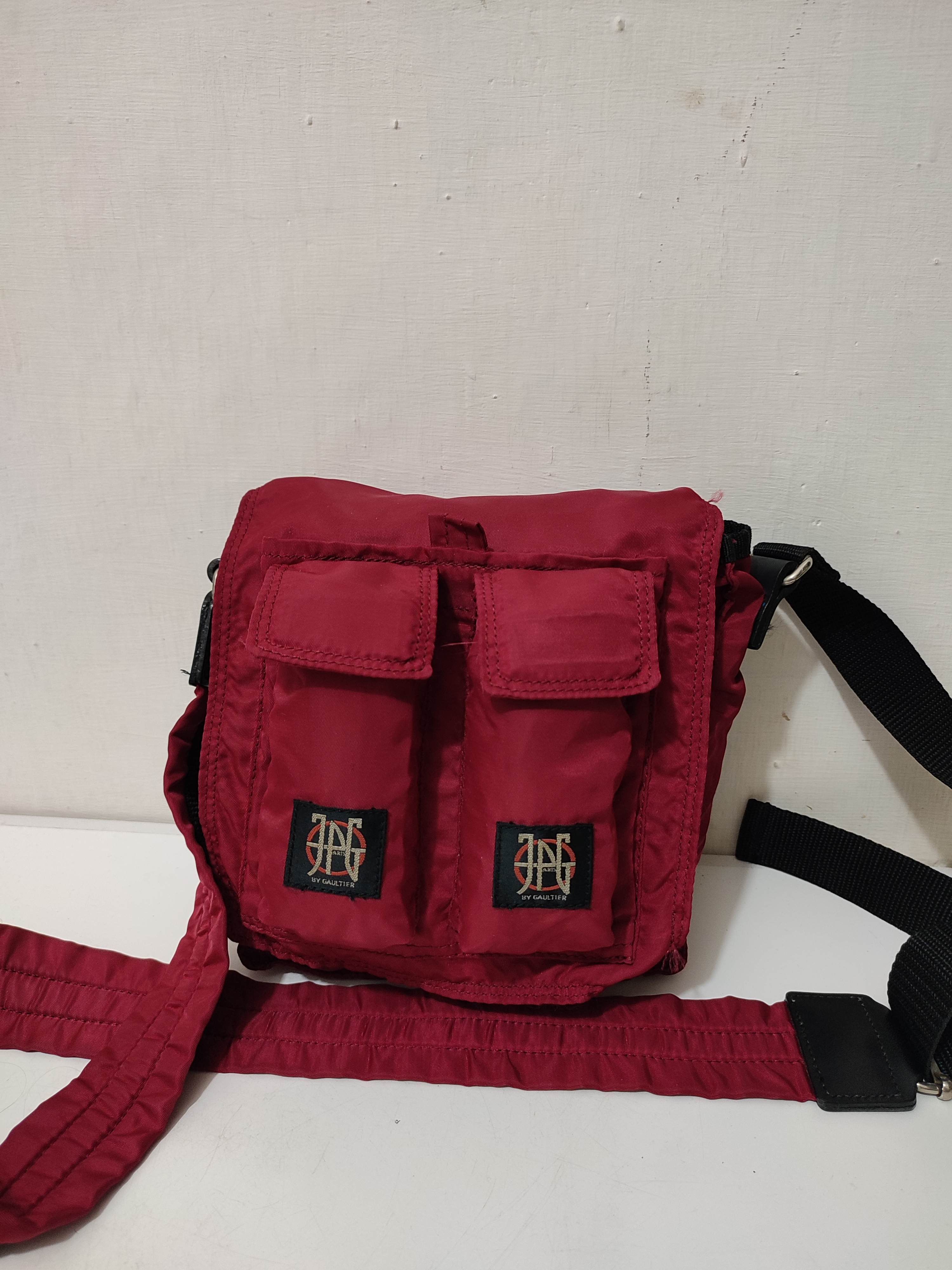 Archival Clothing x Avant Garde Vintage Jpg Crossbody Multipocket Sling Bag in Red, Men's