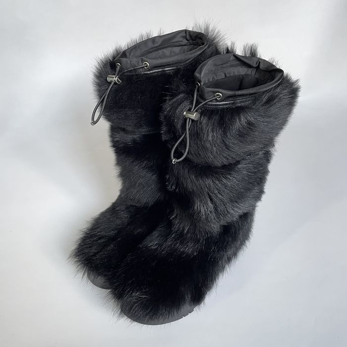 Prada Early 2000s Fur Ski Boots | Grailed