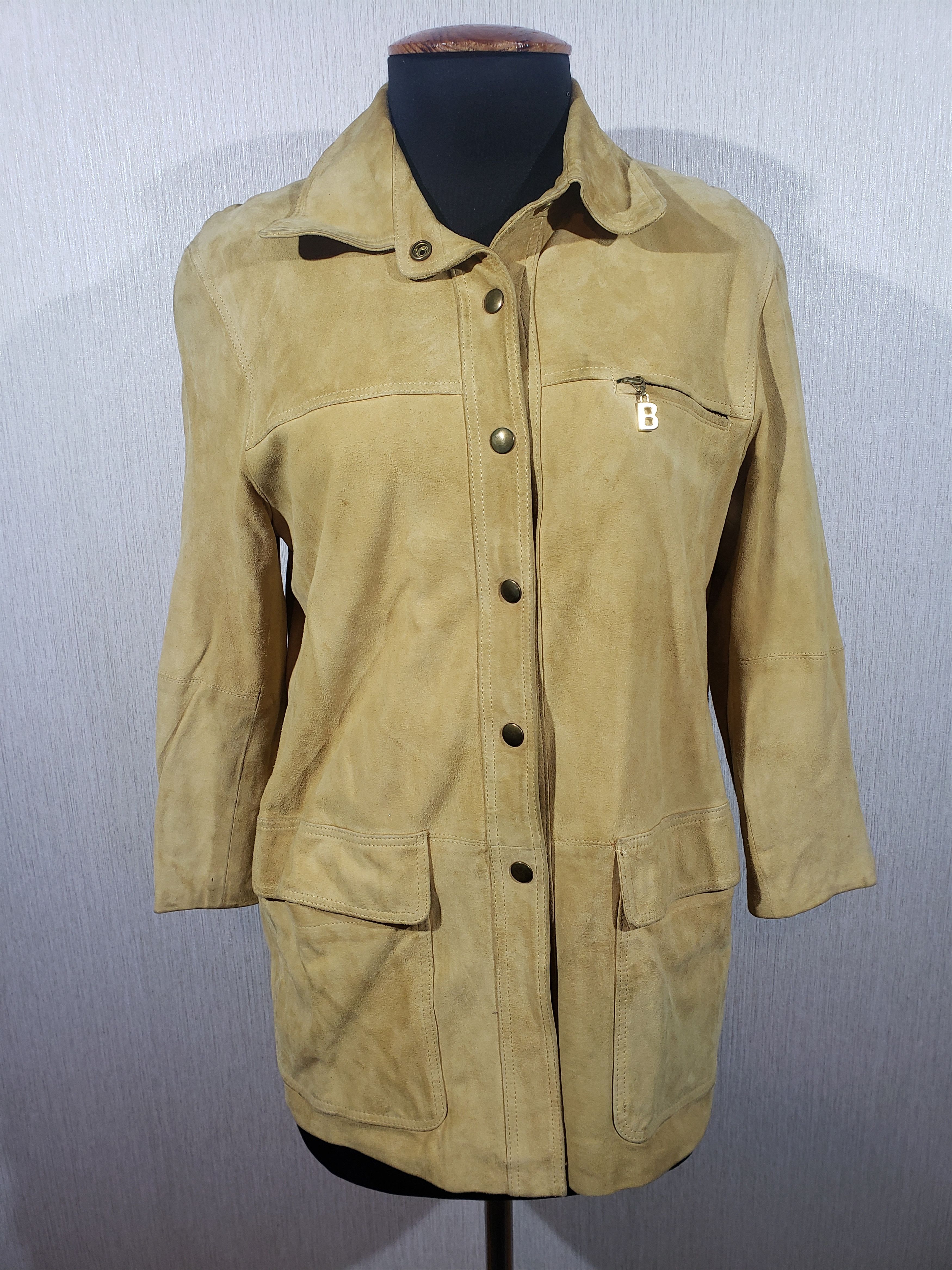 Stylish women's shirt made of genuine suede.