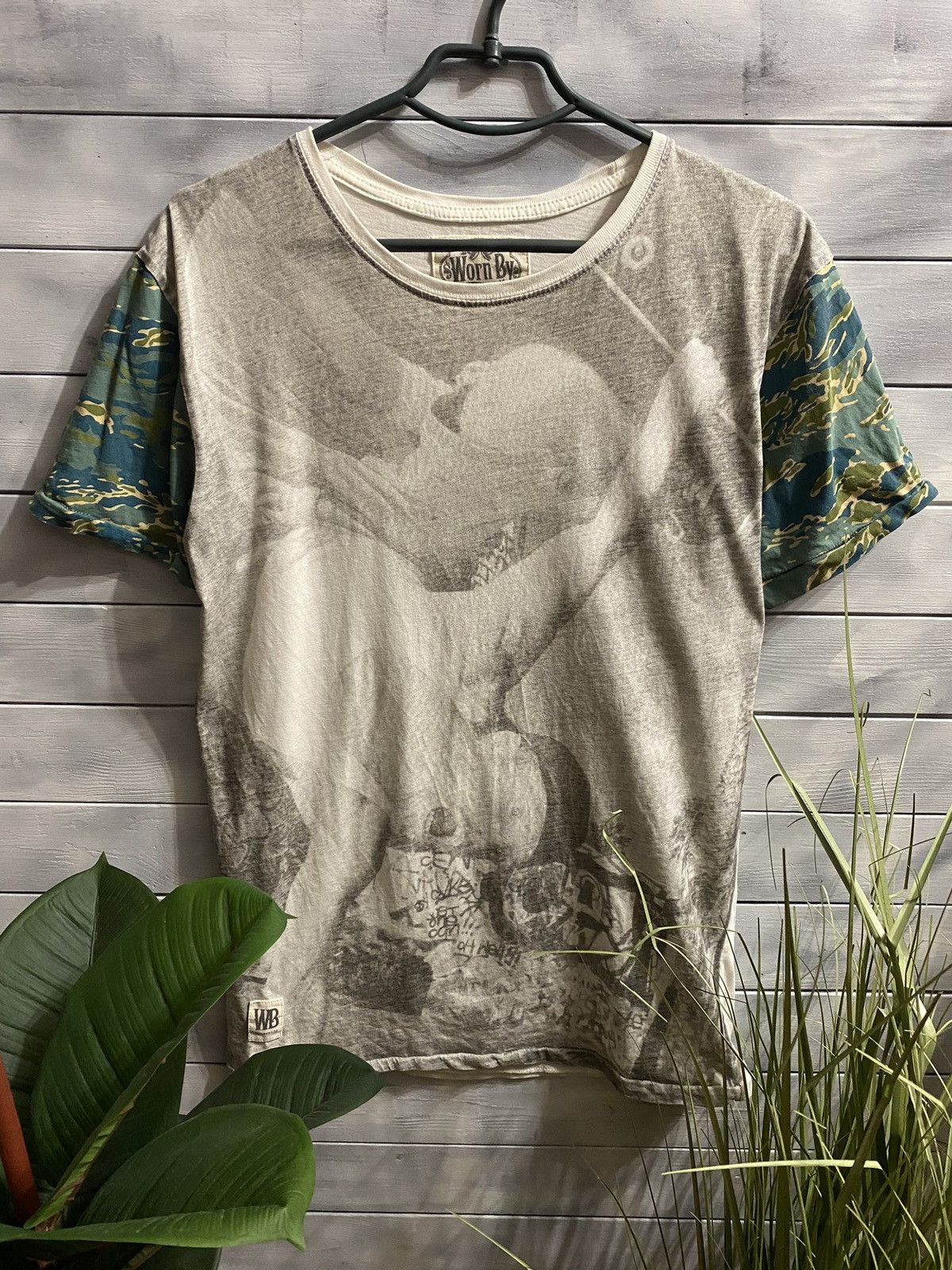 Vintage Rare Skate T-Shirt Worn By. Y2K style. Size US S / EU 44-46 / 1 - 1 Thumbnail