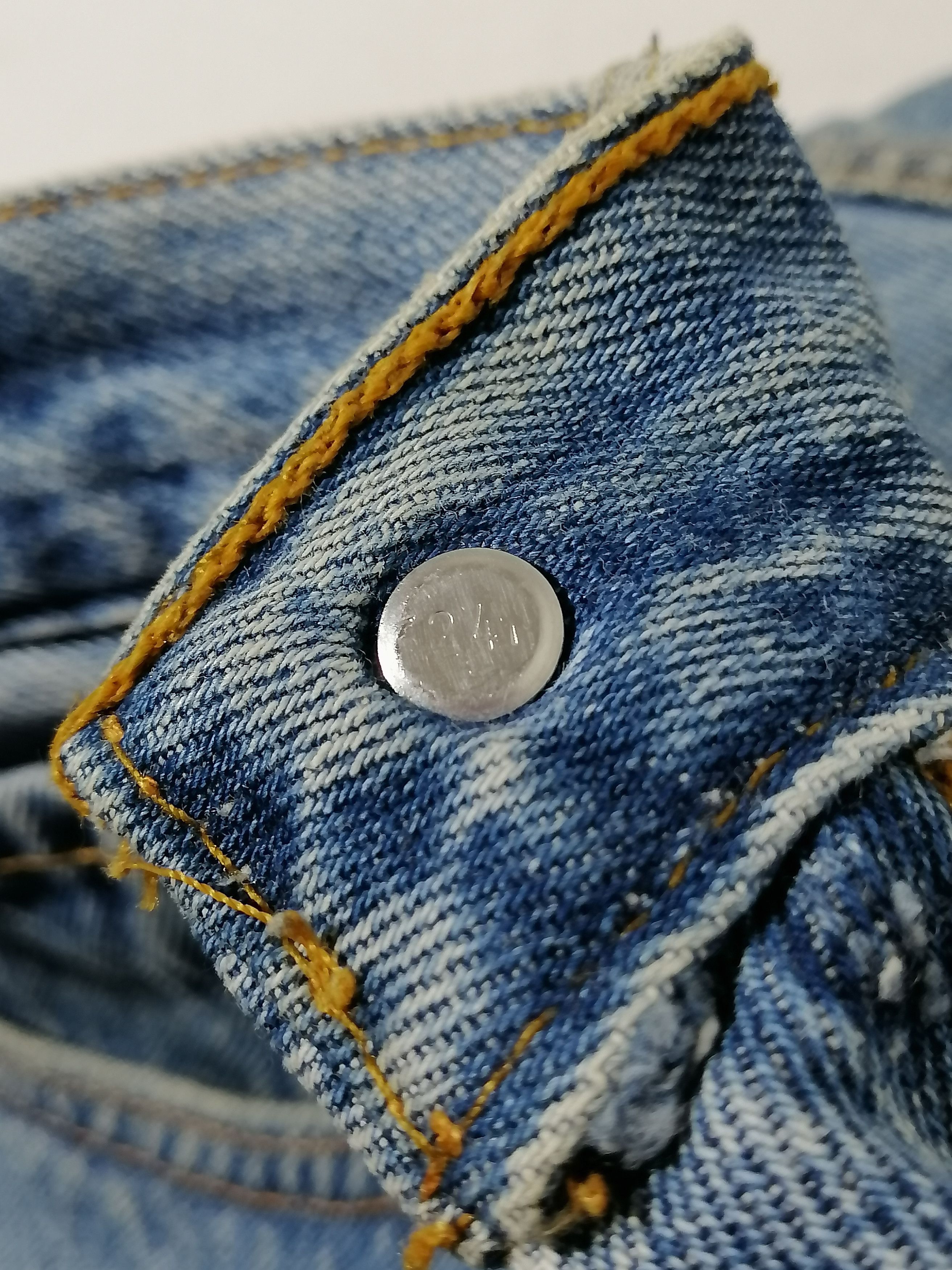Levi's × Levi's Vintage Clothing 501 Levi's Strauss Fly Button Painted Denim Jeans Size US 30 / EU 46 - 6 Thumbnail