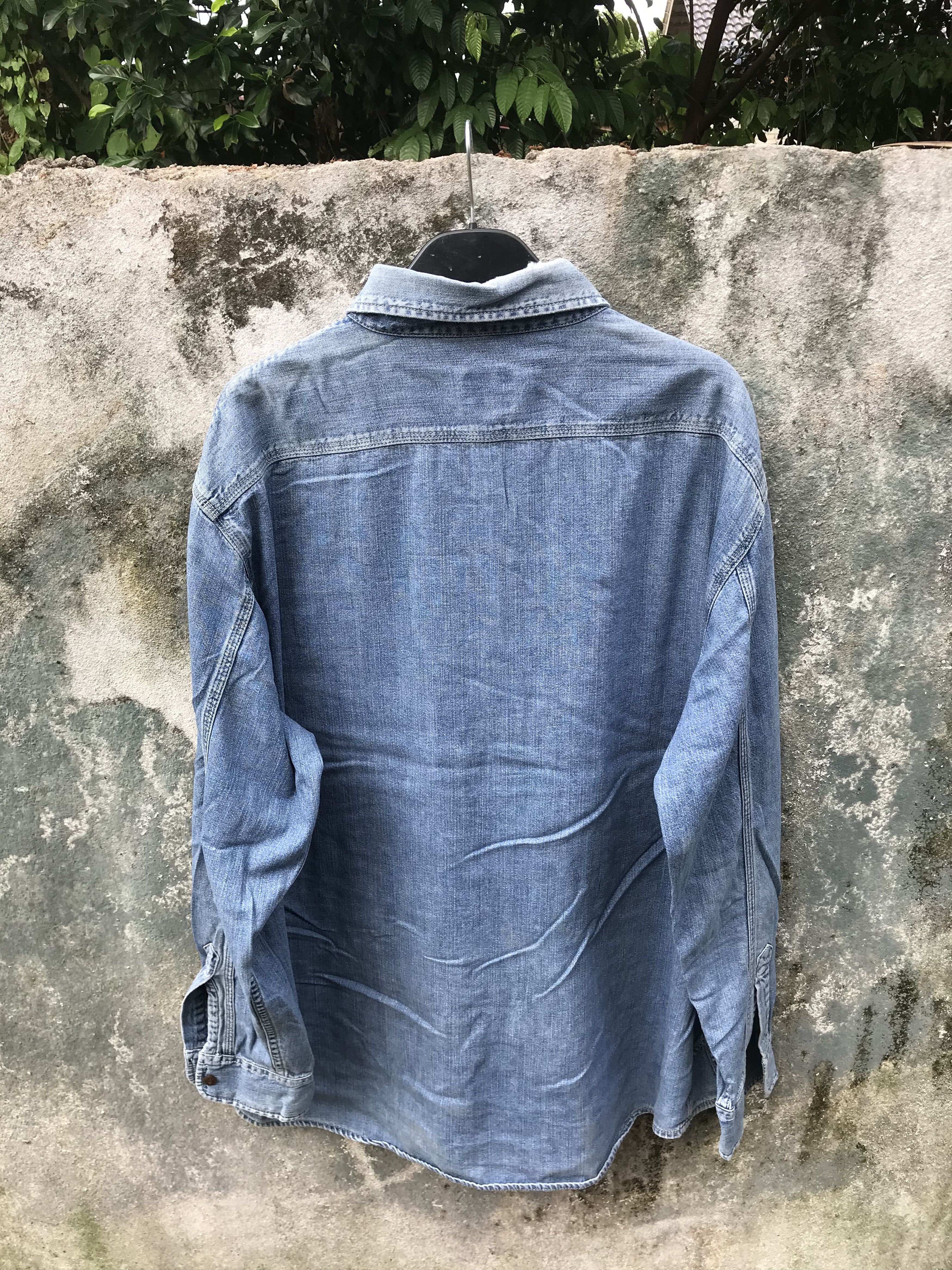 Levi's Vintage 90s Levi's denim blue shirts Size US XL / EU 56 / 4 - 3 Thumbnail