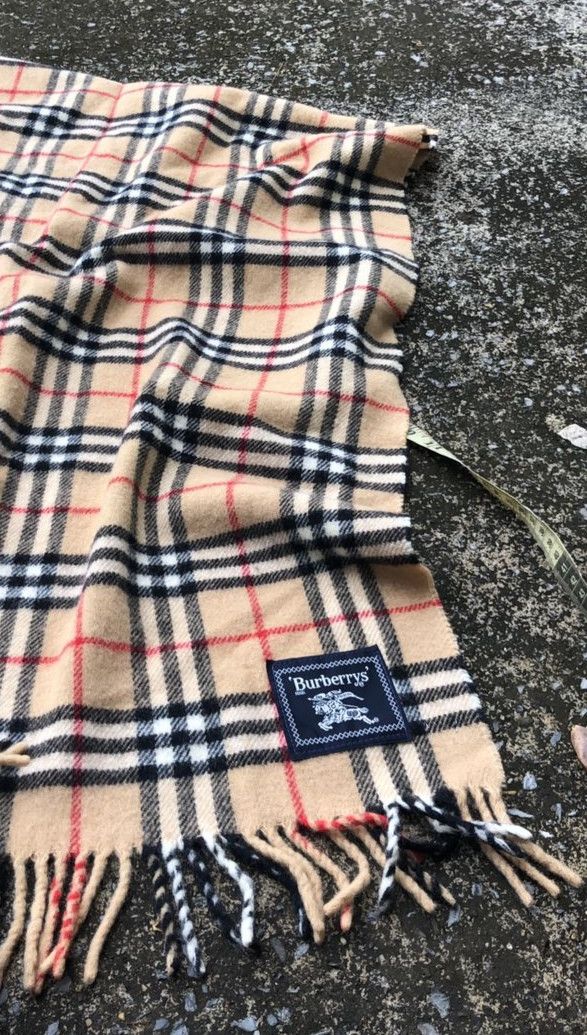 Burberry Burberry Japan Cashmere Scarves Beige Size ONE SIZE - 8 Thumbnail