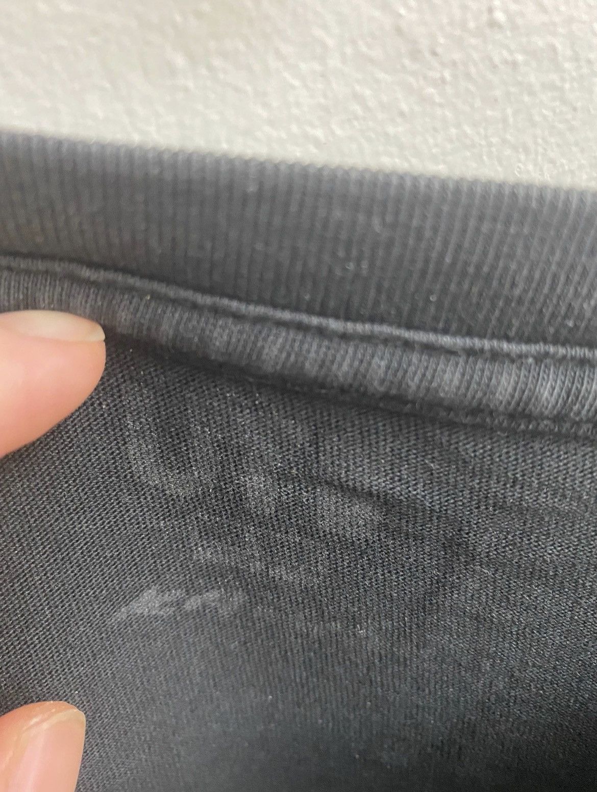 Kaws × Uniqlo Kaws Uniqlo black skeleton clean slate t shirt Size US M / EU 48-50 / 2 - 2 Thumbnail