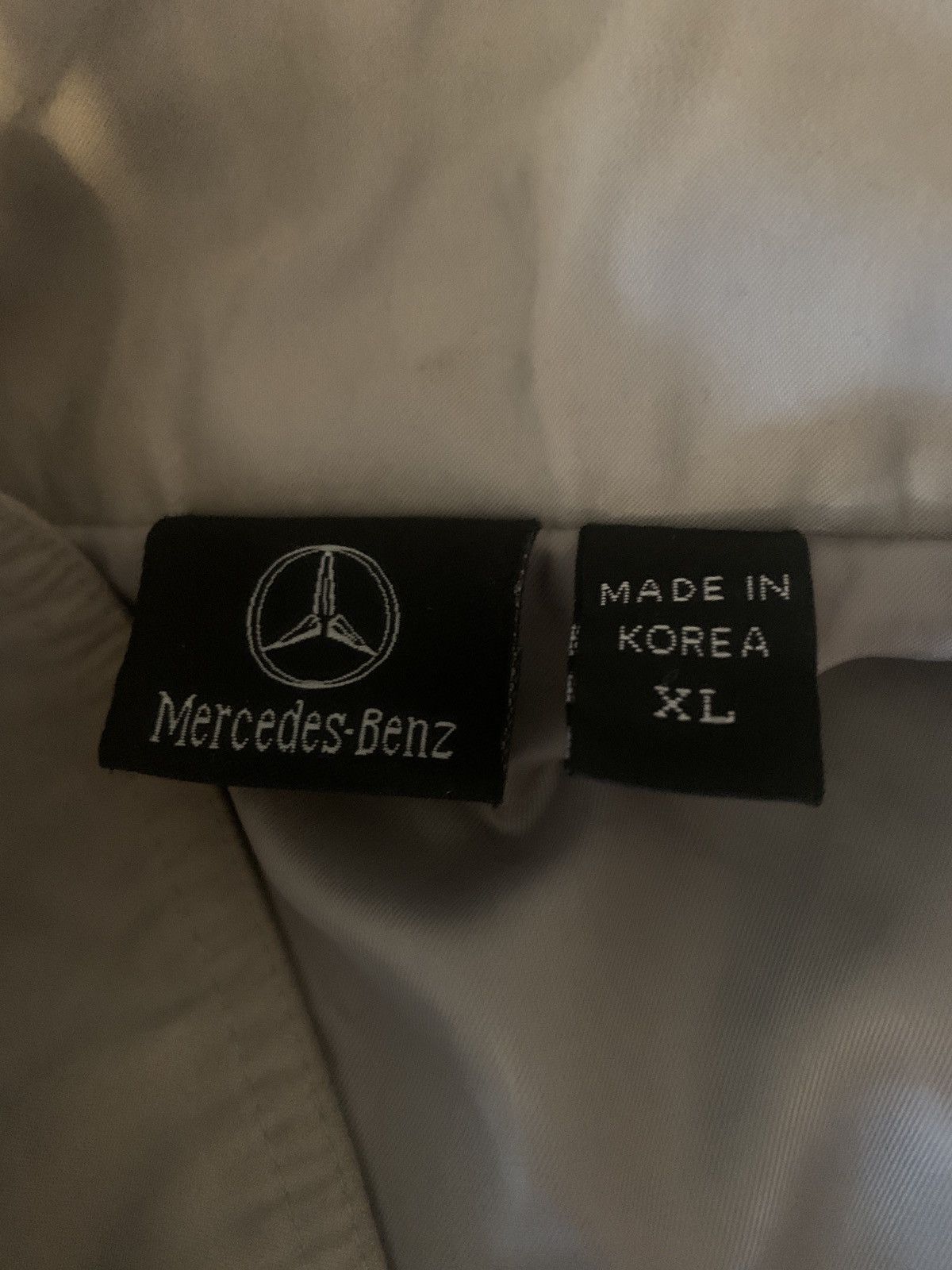 Mercedes-Benz × Vintage Vintage 90s Mercedes Benz Windbreaker Jacket Size US XL / EU 56 / 4 - 2 Thumbnail