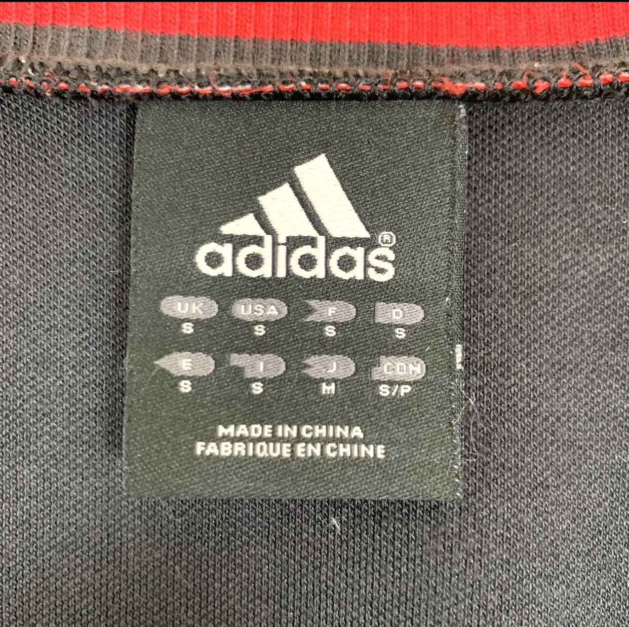 Adidas Vintage Adidas Rosso Neri A.C Milan Soccer Light Jacket / S Size US S / EU 44-46 / 1 - 9 Thumbnail