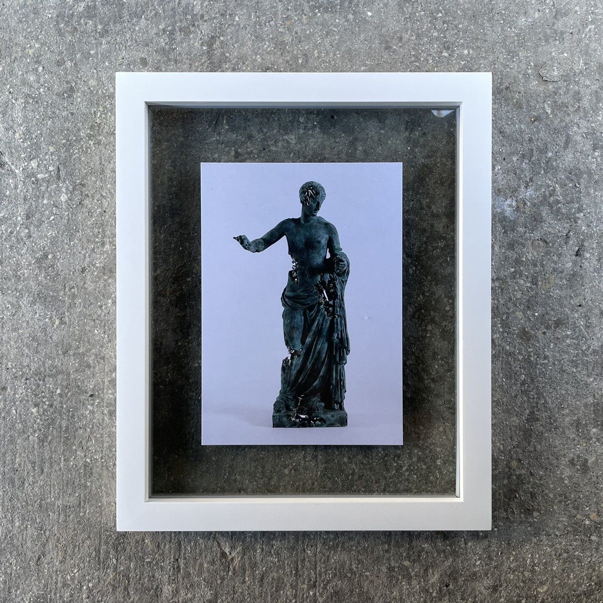 image of Daniel Arsham Bronze Eroded Venus Of Arles in White, Men's