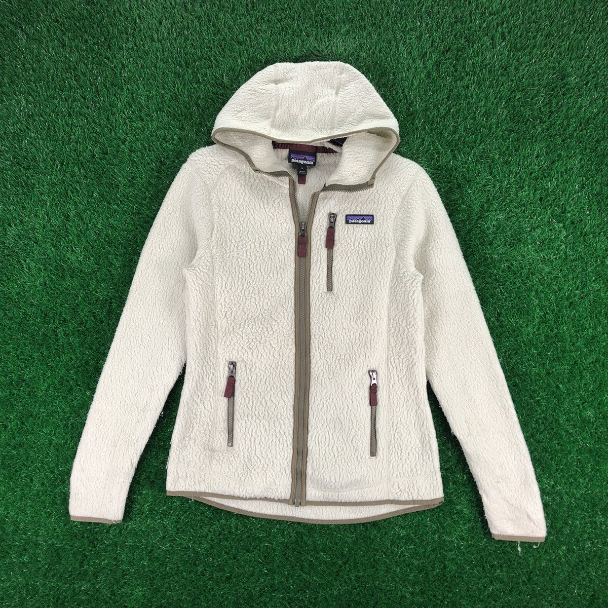 image of Outdoor Life x Outdoor Style Go Out Patagonia Sherpa Zipper Sweater Hoodie For Women in White (Size