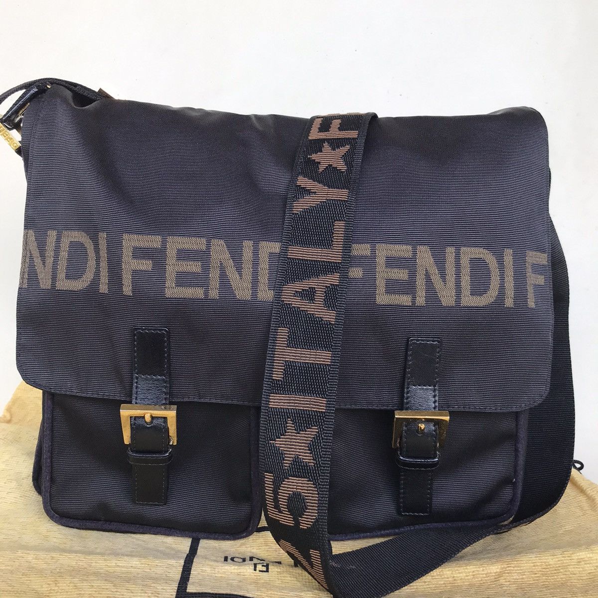 Fendi AUTHENTIC FENDI ROMA CROSSBODY BAG Size ONE SIZE - 2 Thumbnail