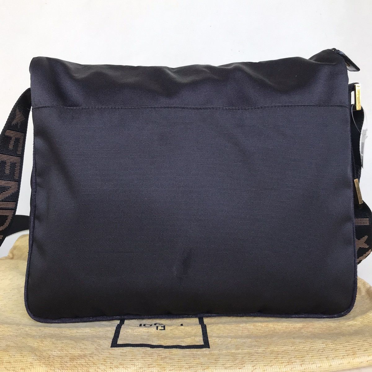 Fendi AUTHENTIC FENDI ROMA CROSSBODY BAG Size ONE SIZE - 6 Thumbnail