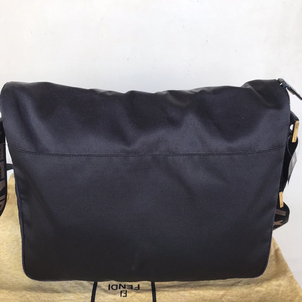 Fendi AUTHENTIC FENDI ROMA CROSSBODY BAG Size ONE SIZE - 7 Thumbnail