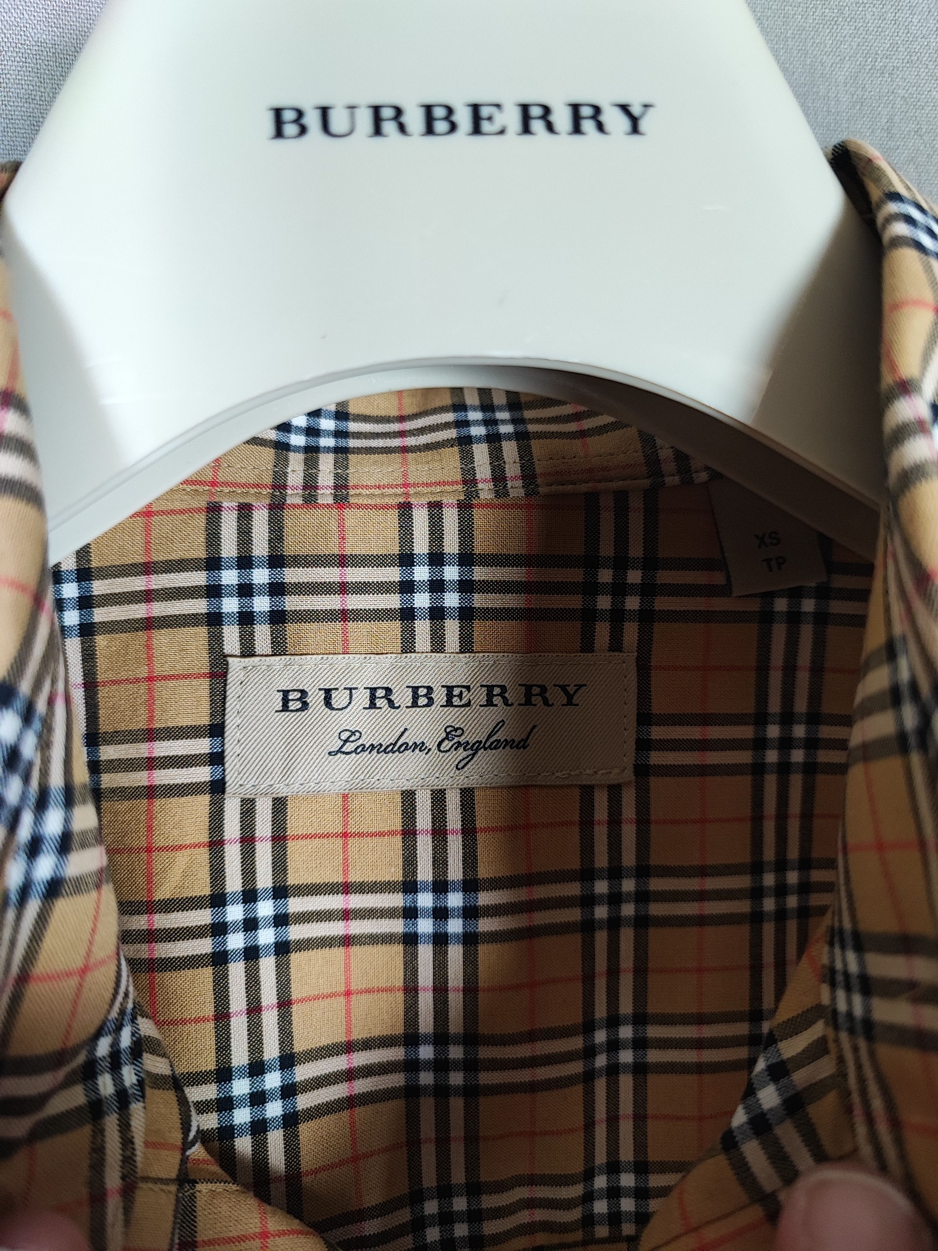 Burberry Burberry shirt size the classic tartan Size US M / EU 48-50 / 2 - 3 Thumbnail