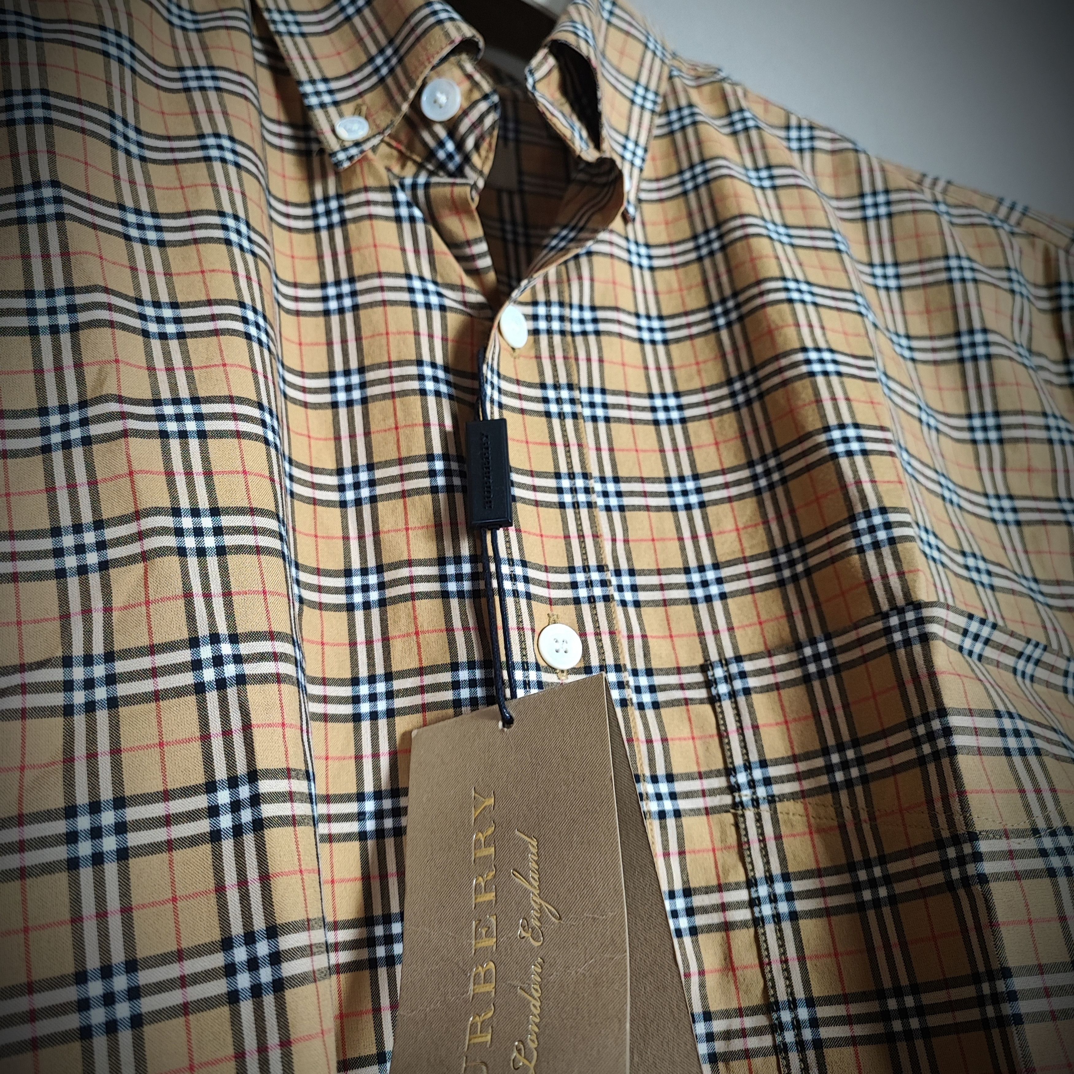 Burberry Burberry shirt size the classic tartan Size US M / EU 48-50 / 2 - 4 Thumbnail