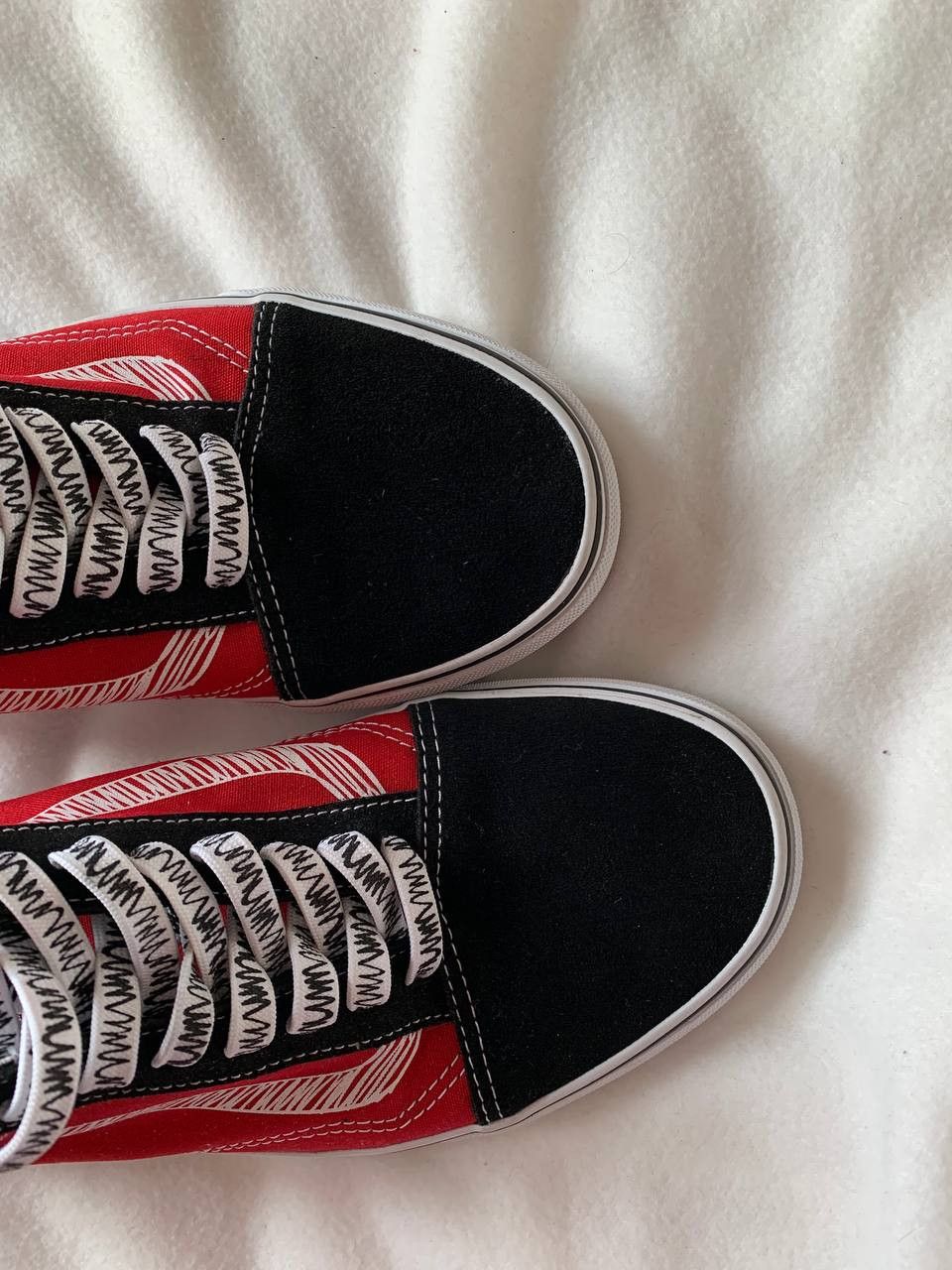 Vans Vans Old Skool Black White Red Sneakers sz.43 Size US 10 / EU 43 - 3 Thumbnail
