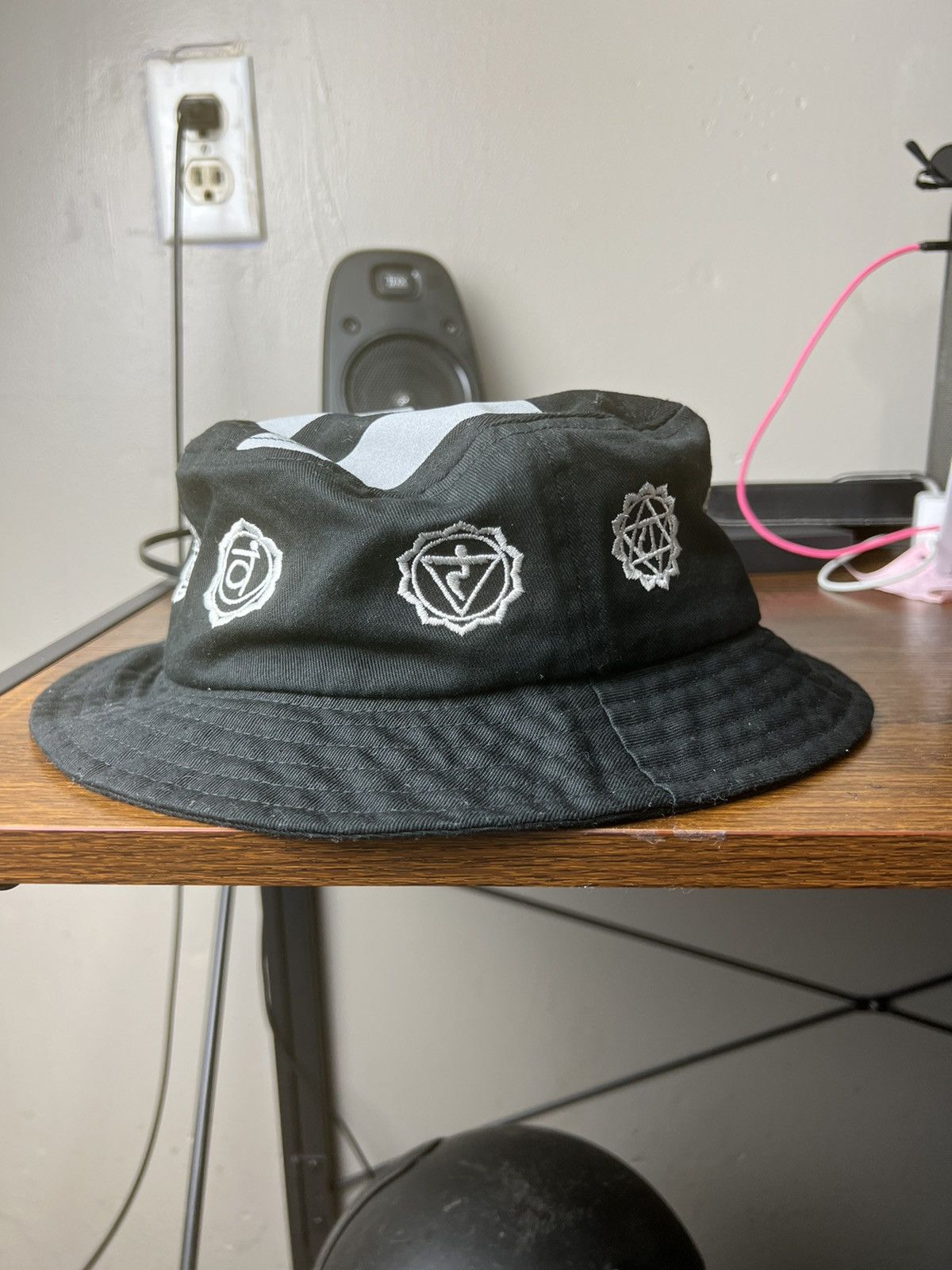 Gianni Valentino Giani NYc x Capital Steez 47 Bucket Hat Size ONE SIZE - 3 Thumbnail