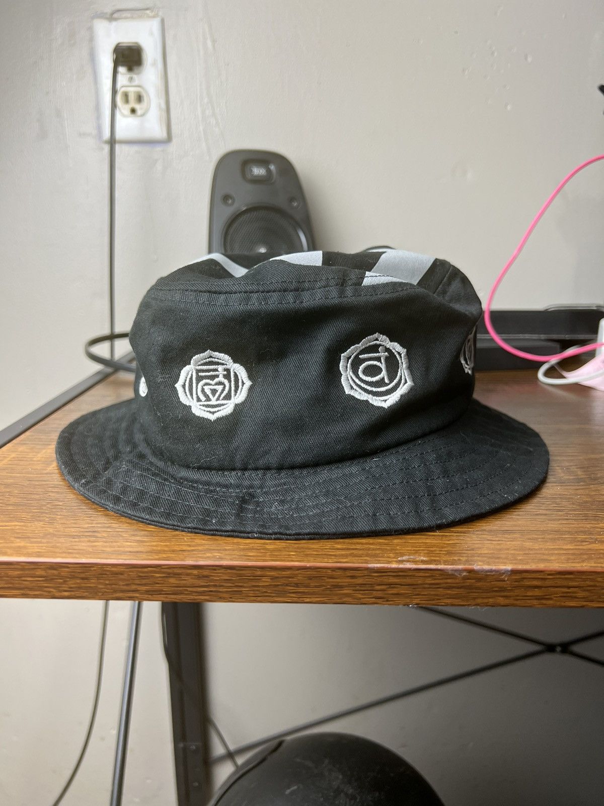 Gianni Valentino Giani NYc x Capital Steez 47 Bucket Hat Size ONE SIZE - 2 Thumbnail