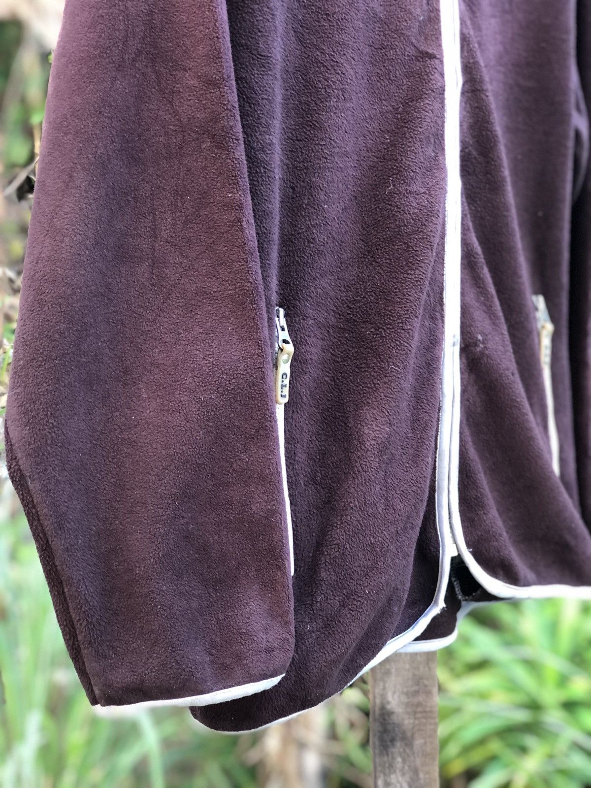 Japanese Brand Vintage Brown Fleece Zipper Sweater by C.L.J Size US L / EU 52-54 / 3 - 3 Thumbnail