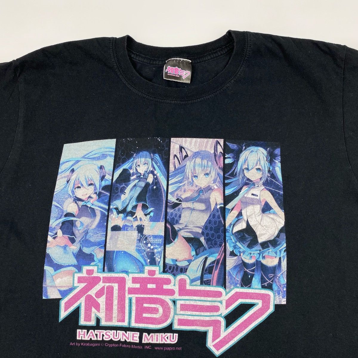 Anime 2000’s Vintage Hatsune Miku Vocaloid Software Promo T-Shirt Size US M / EU 48-50 / 2 - 3 Thumbnail