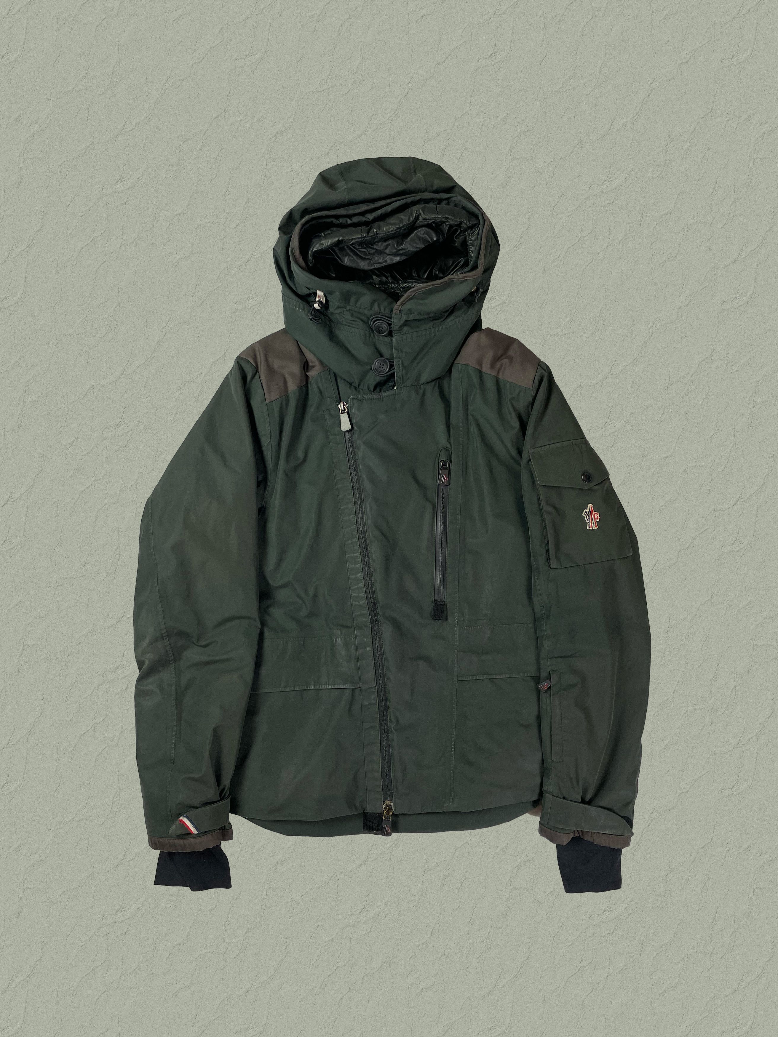 image of Moncler x Moncler Grenoble Jacket "griou" in Green, Men's (Size Medium)