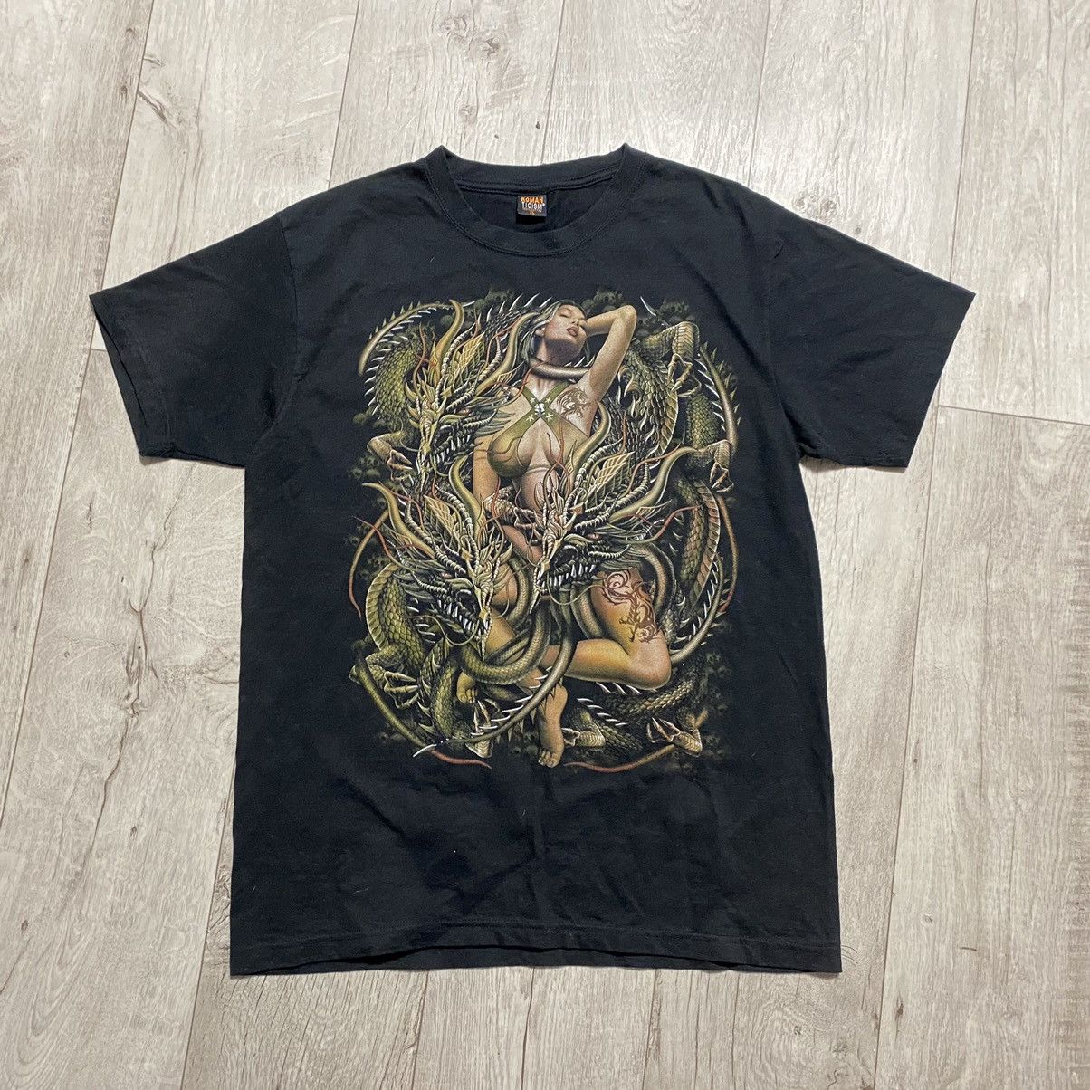Japanese Brand VINTAGE TRIBAL SEXY GIRL JAPANESE DRAGONS METAL T SHIRT Size US L / EU 52-54 / 3 - 1 Thumbnail