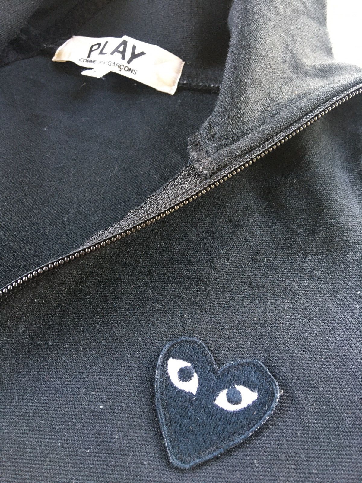 Comme des Garcons × Designer × Japanese Brand Vintage Comme Des Garçons big Logo Distressed Zipper Sweter Size US M / EU 48-50 / 2 - 6 Thumbnail