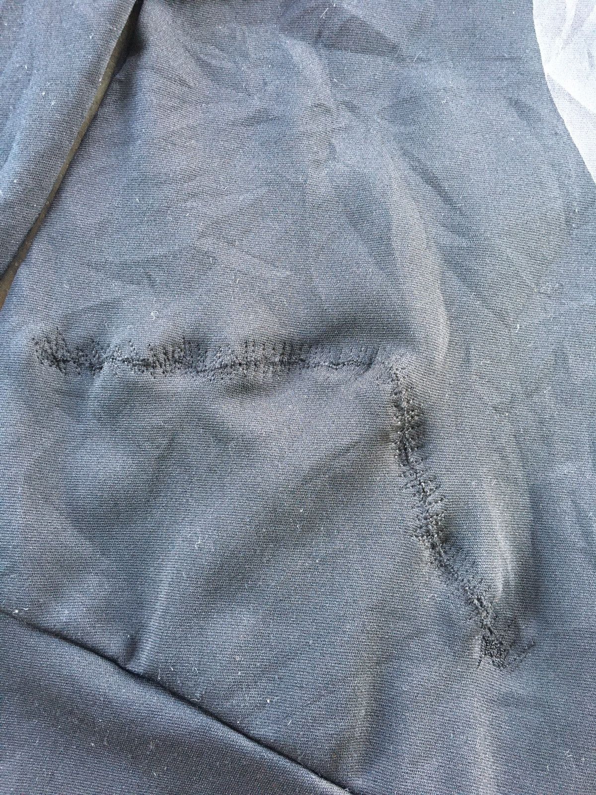 Comme des Garcons × Designer × Japanese Brand Vintage Comme Des Garçons big Logo Distressed Zipper Sweter Size US M / EU 48-50 / 2 - 11 Thumbnail