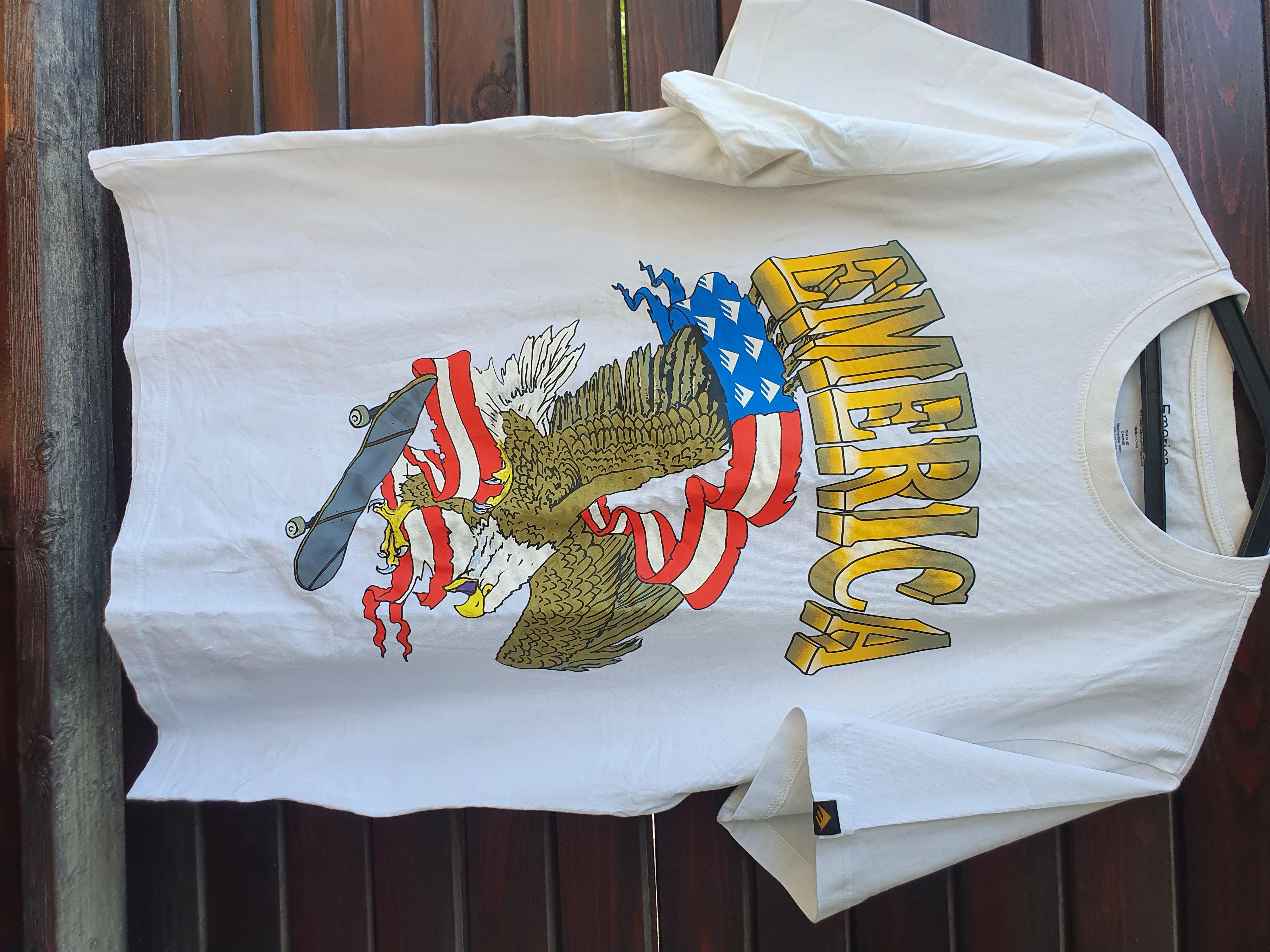 Emerica Emerica skateboard Eagle riding sk8 SWAG tee,sz L Size US L / EU 52-54 / 3 - 3 Thumbnail