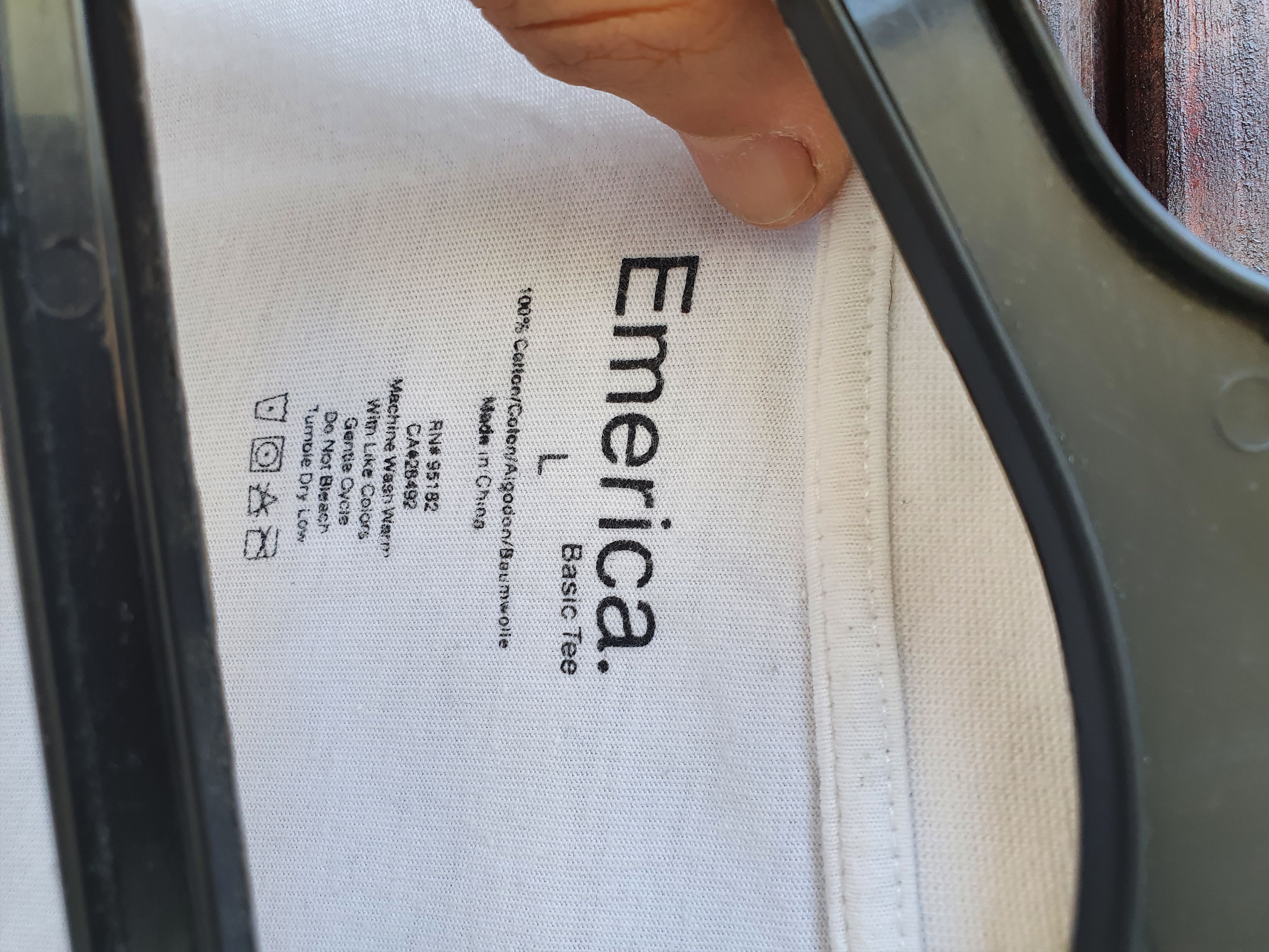 Emerica Emerica skateboard Eagle riding sk8 SWAG tee,sz L Size US L / EU 52-54 / 3 - 2 Thumbnail
