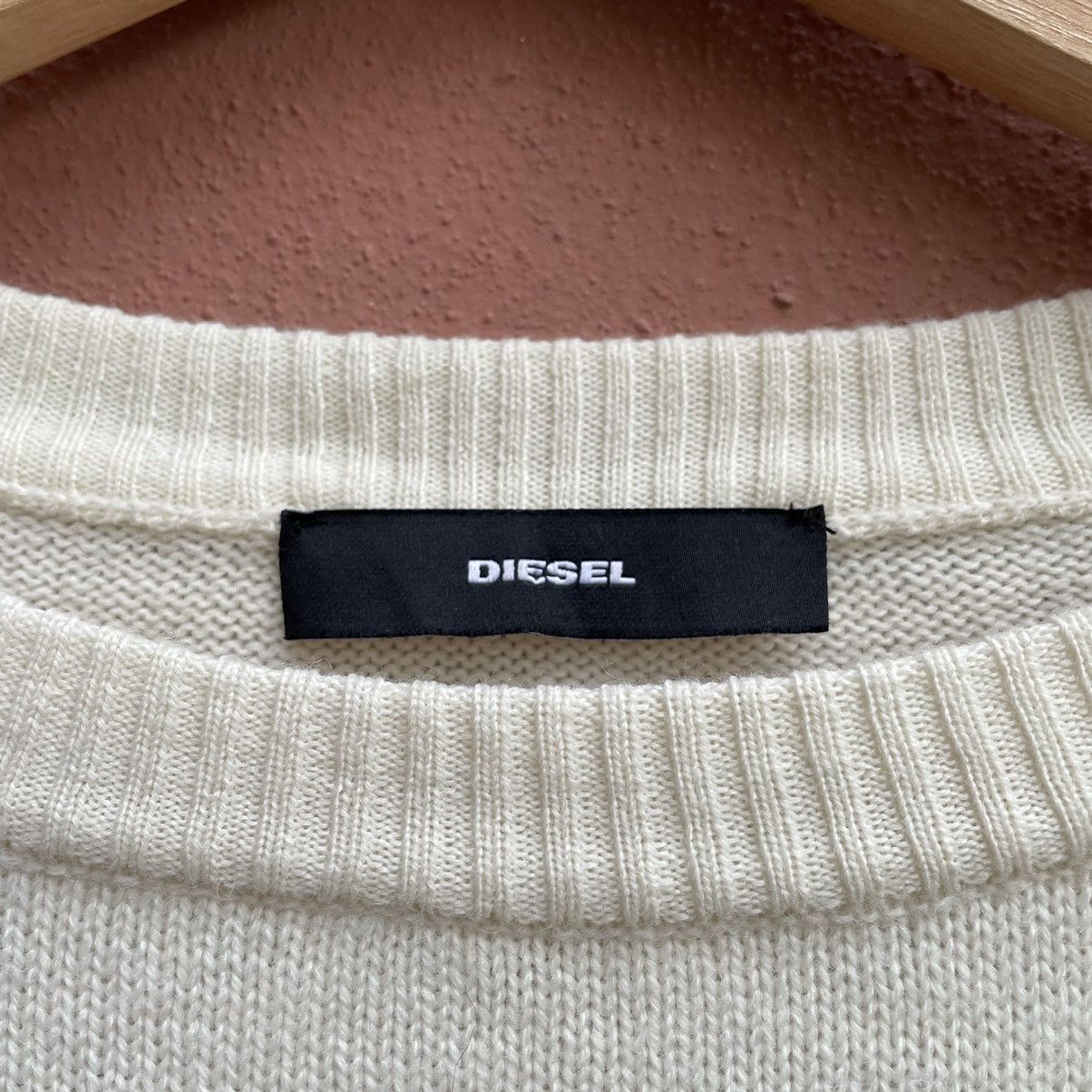Diesel Vintage Y2K Diesel Big Logo Cropped Knit Sweater Size XS / US 0-2 / IT 36-38 - 2 Thumbnail