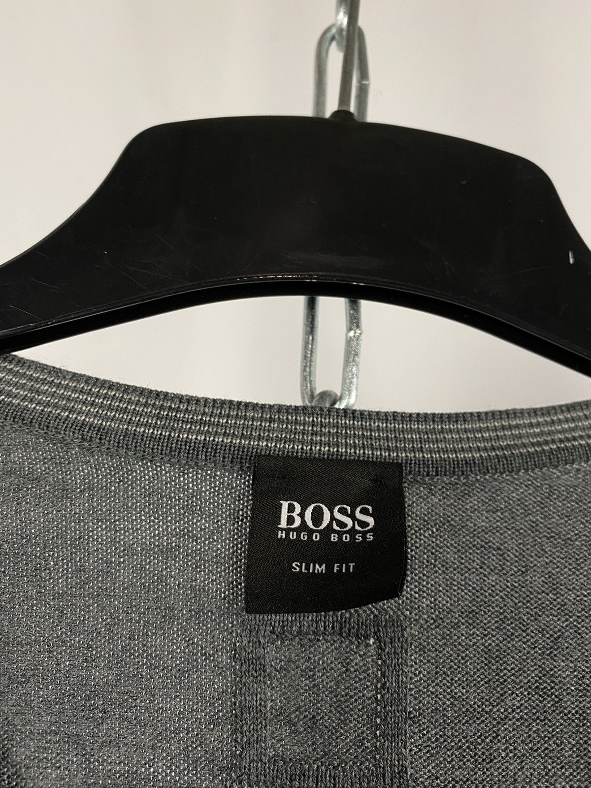 Hugo Boss Hugo boss sweaters gray V-neck size M Size US M / EU 48-50 / 2 - 3 Thumbnail