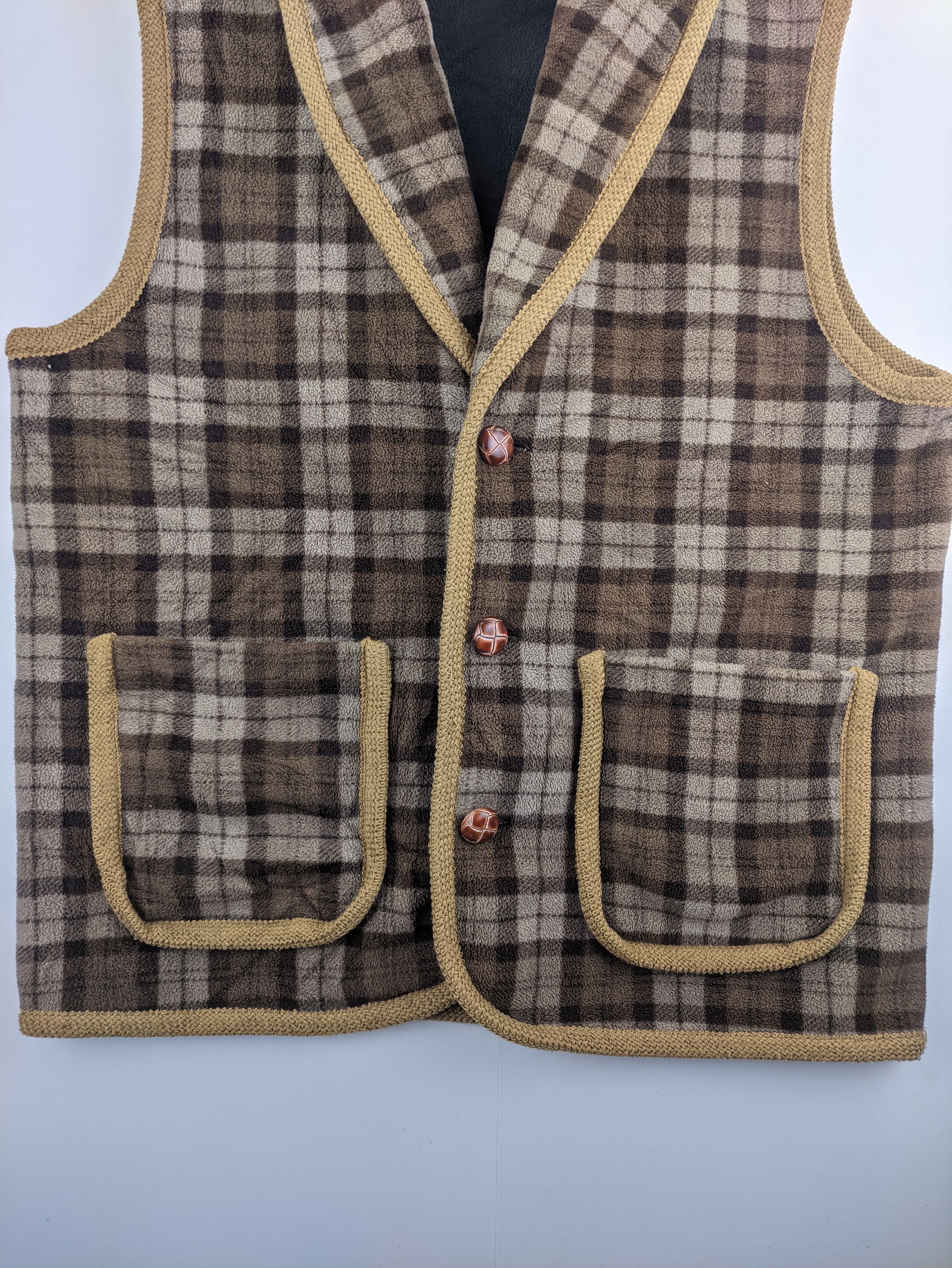Japanese Brand Steals🔥Fleece Vest Checkered by Janani Size US M / EU 48-50 / 2 - 8 Thumbnail