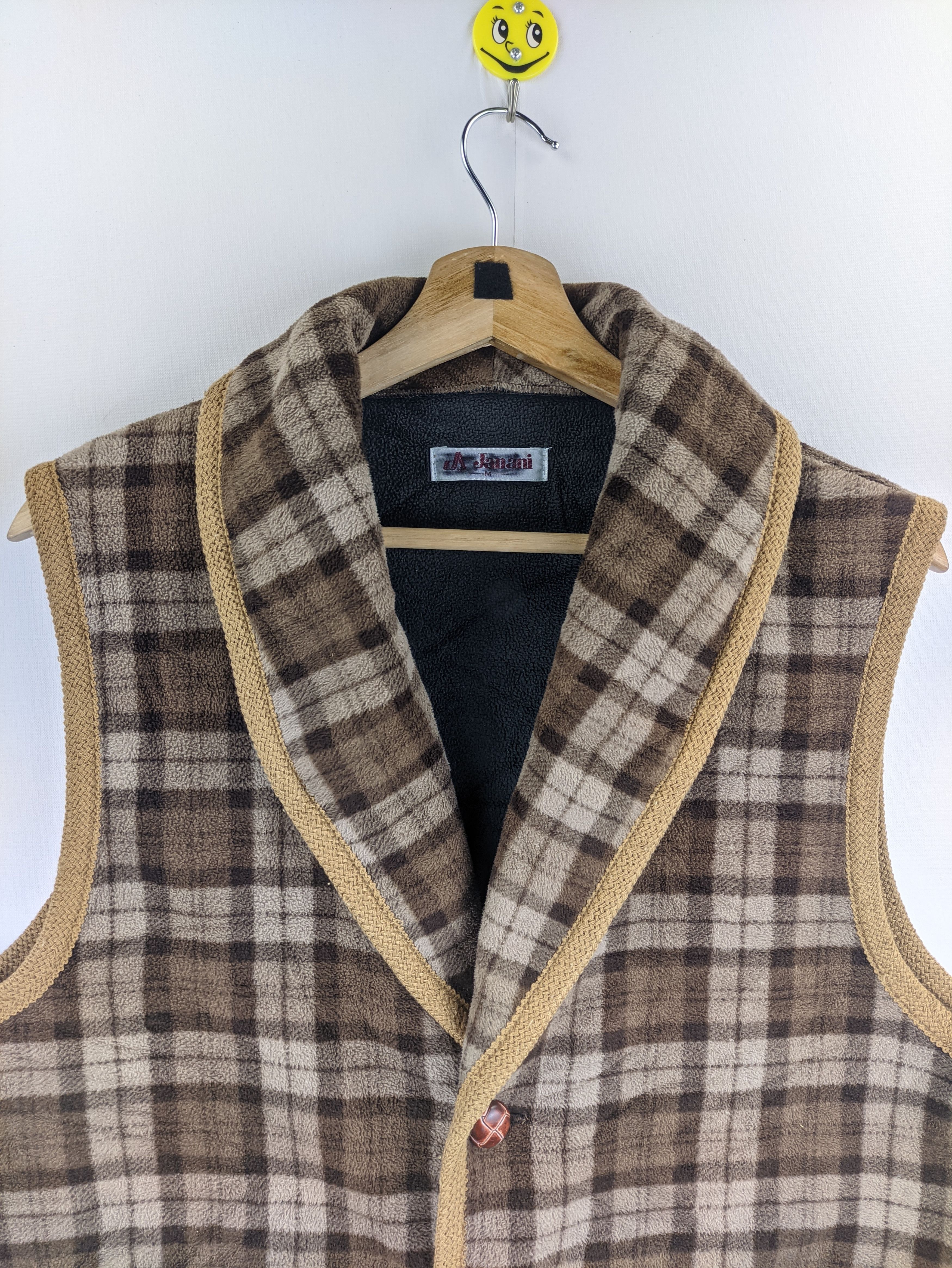 Japanese Brand Steals🔥Fleece Vest Checkered by Janani Size US M / EU 48-50 / 2 - 7 Thumbnail