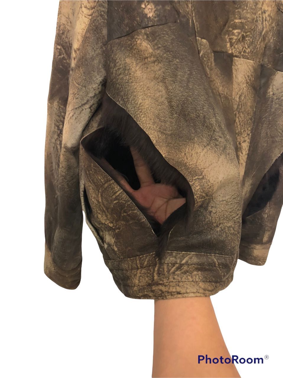 Japanese Brand Vintage Furdi Sports Distressed Soft Fur Button Ups Jacket Size US S / EU 44-46 / 1 - 8 Thumbnail