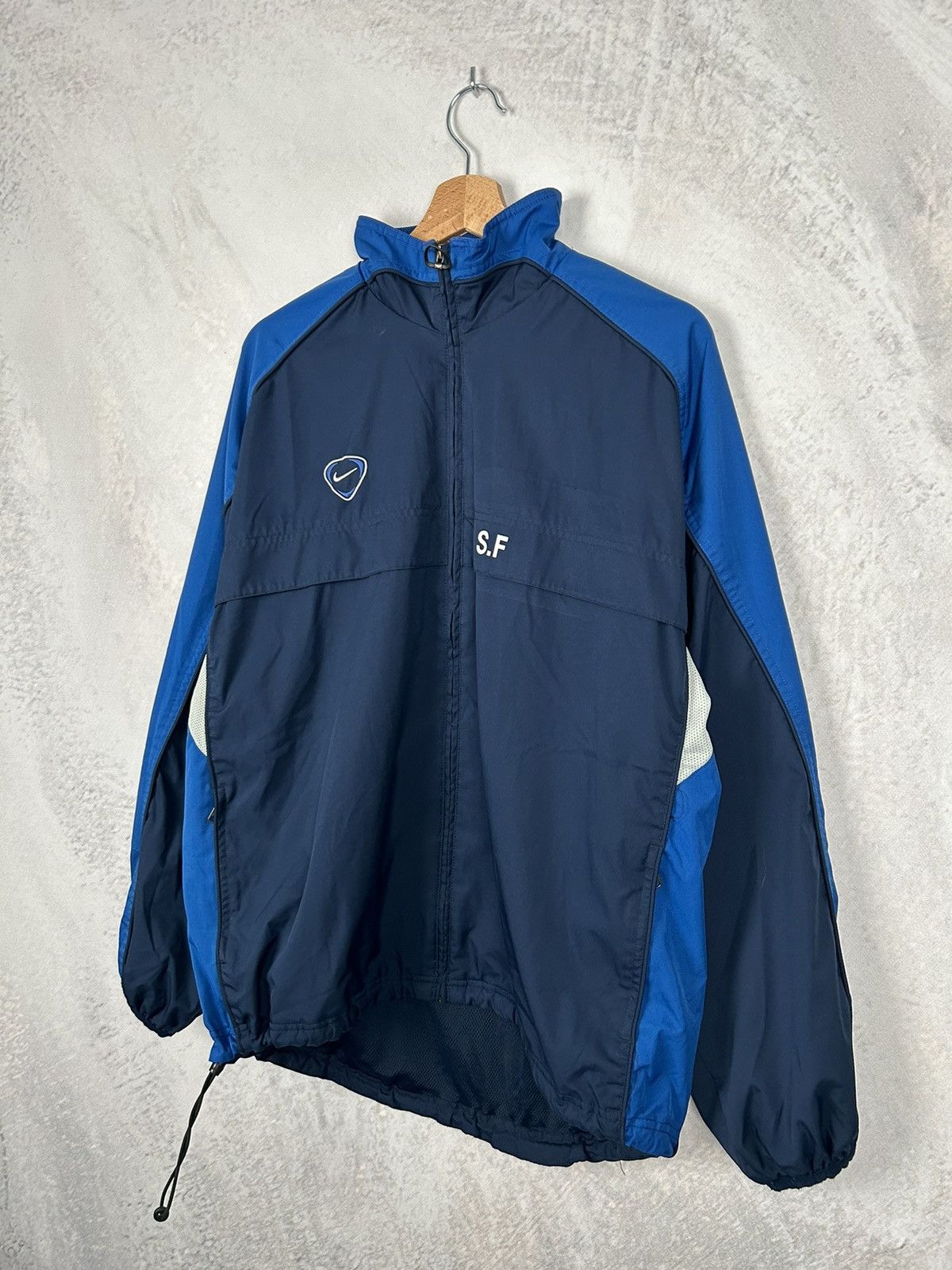 Nike Vintage Nike 90s Light Nylon Jacket Retro Football Size US M / EU 48-50 / 2 - 2 Thumbnail