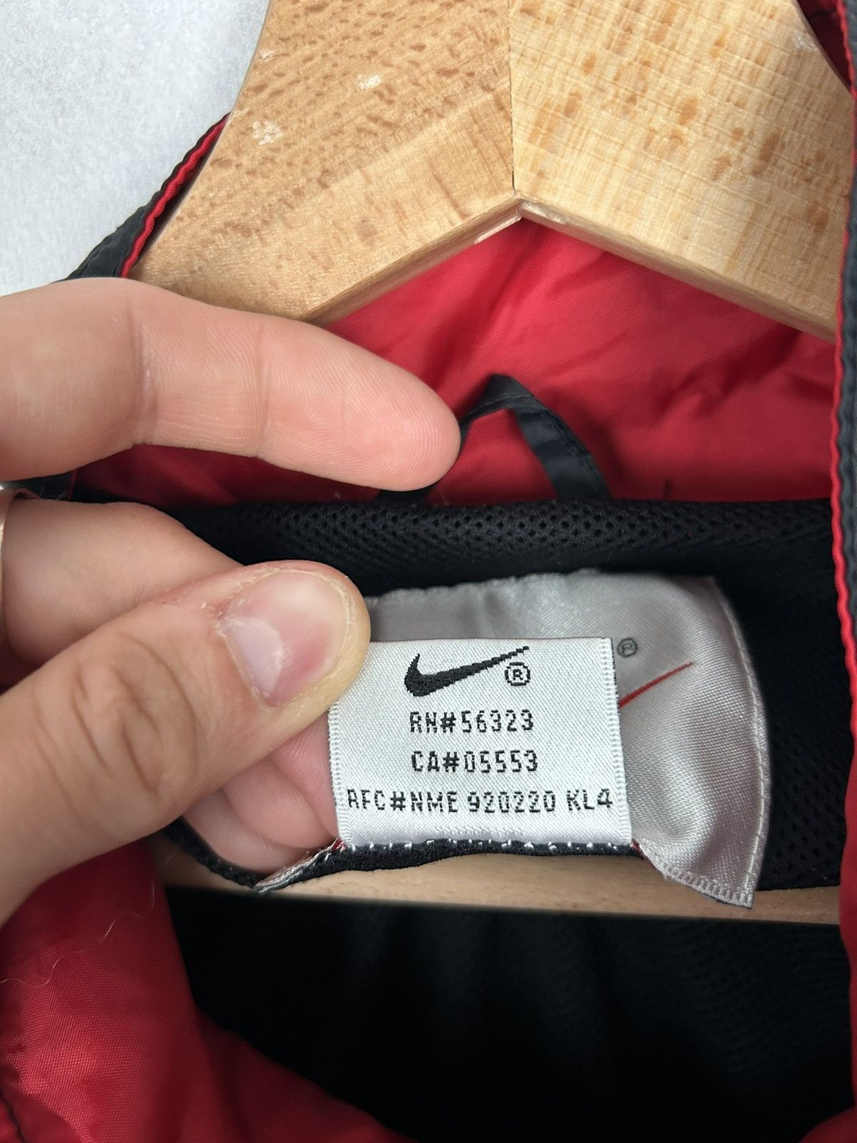 Nike × Vintage Vintage Nike 90s Light Nylon Jacket Big Swoosh Logo Size US XL / EU 56 / 4 - 7 Thumbnail