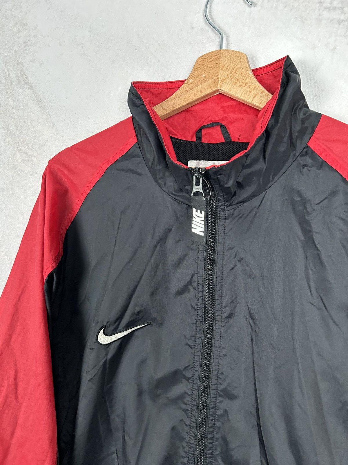 Nike × Vintage Vintage Nike 90s Light Nylon Jacket Big Swoosh Logo Size US XL / EU 56 / 4 - 4 Thumbnail